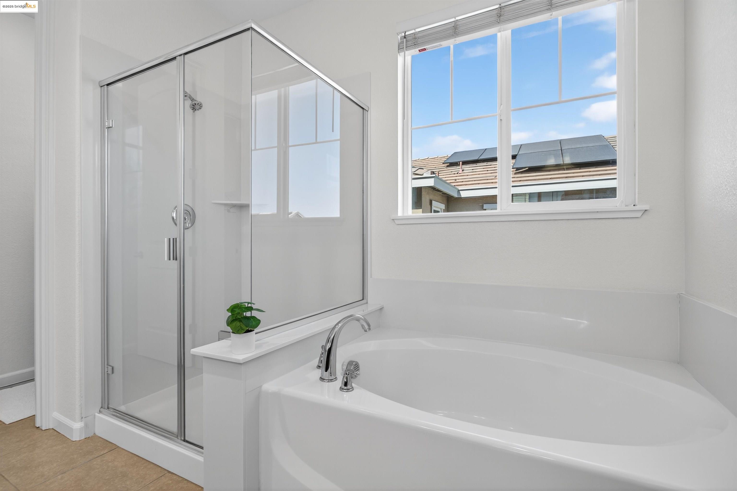 Detail Gallery Image 28 of 43 For 46 Belle Harbor Cir, Pittsburg,  CA 94565 - 4 Beds | 2/1 Baths