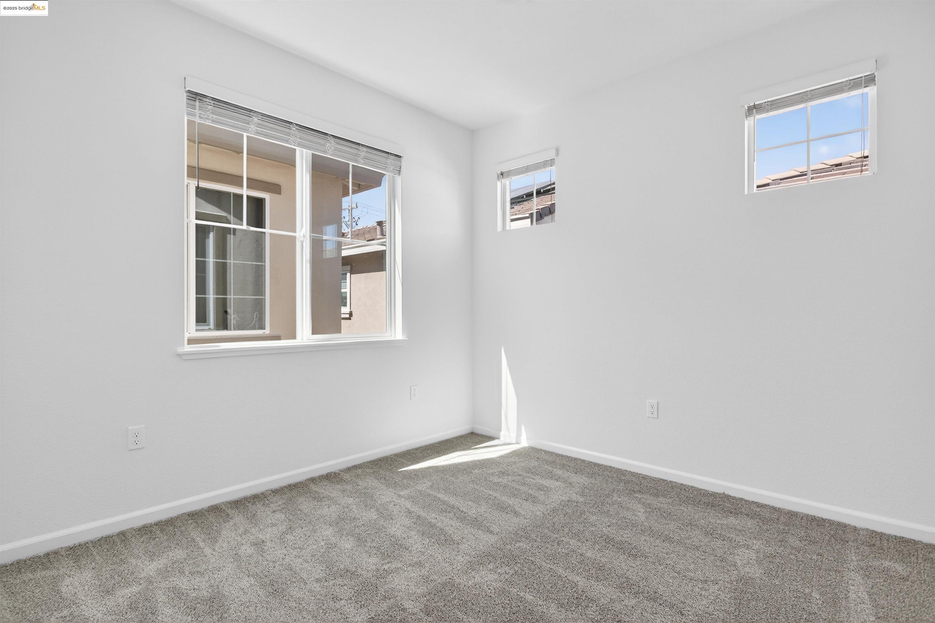 Detail Gallery Image 35 of 43 For 46 Belle Harbor Cir, Pittsburg,  CA 94565 - 4 Beds | 2/1 Baths