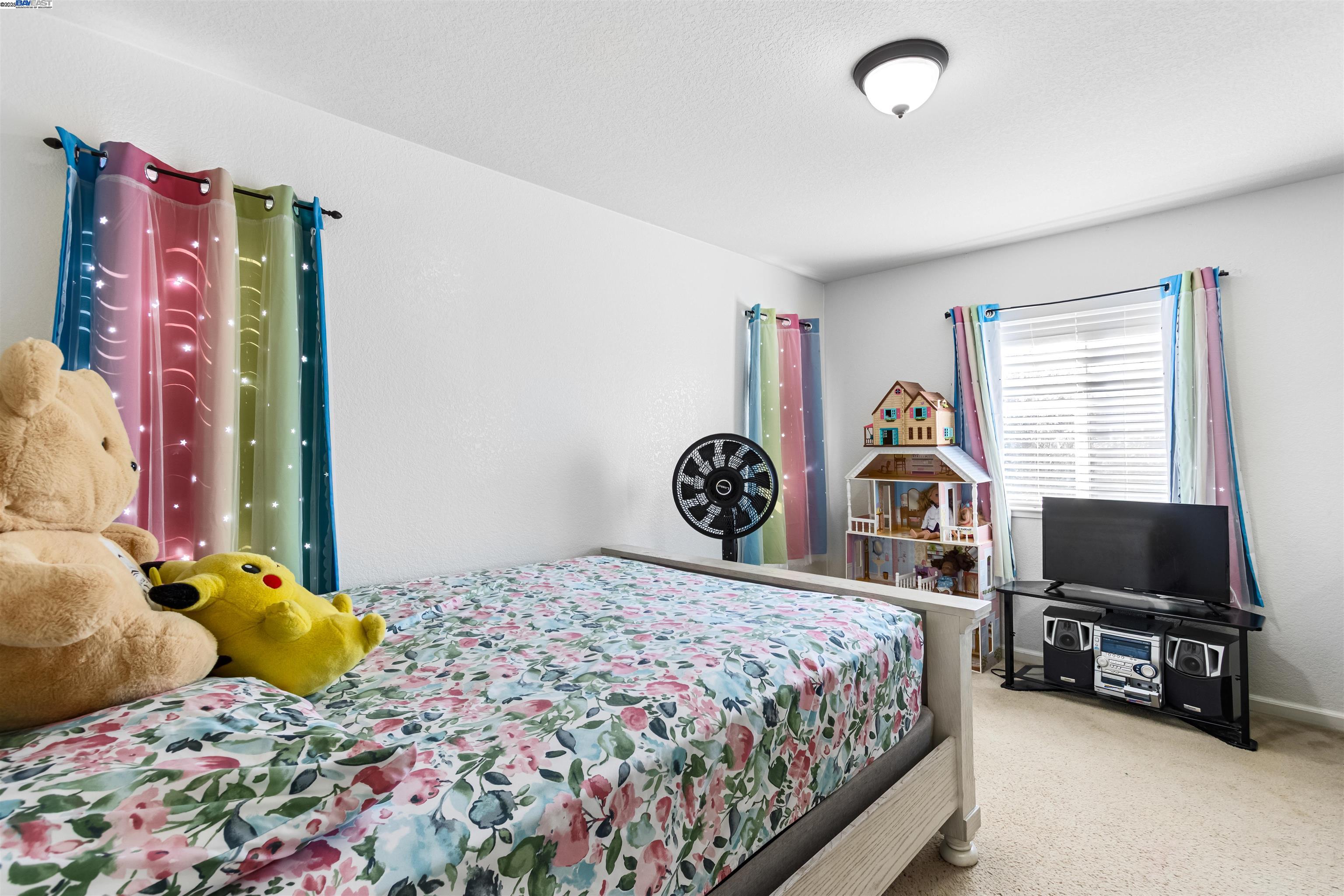Detail Gallery Image 16 of 36 For 1482 Hearthsong Dr, Manteca,  CA 95337 - 3 Beds | 2/1 Baths