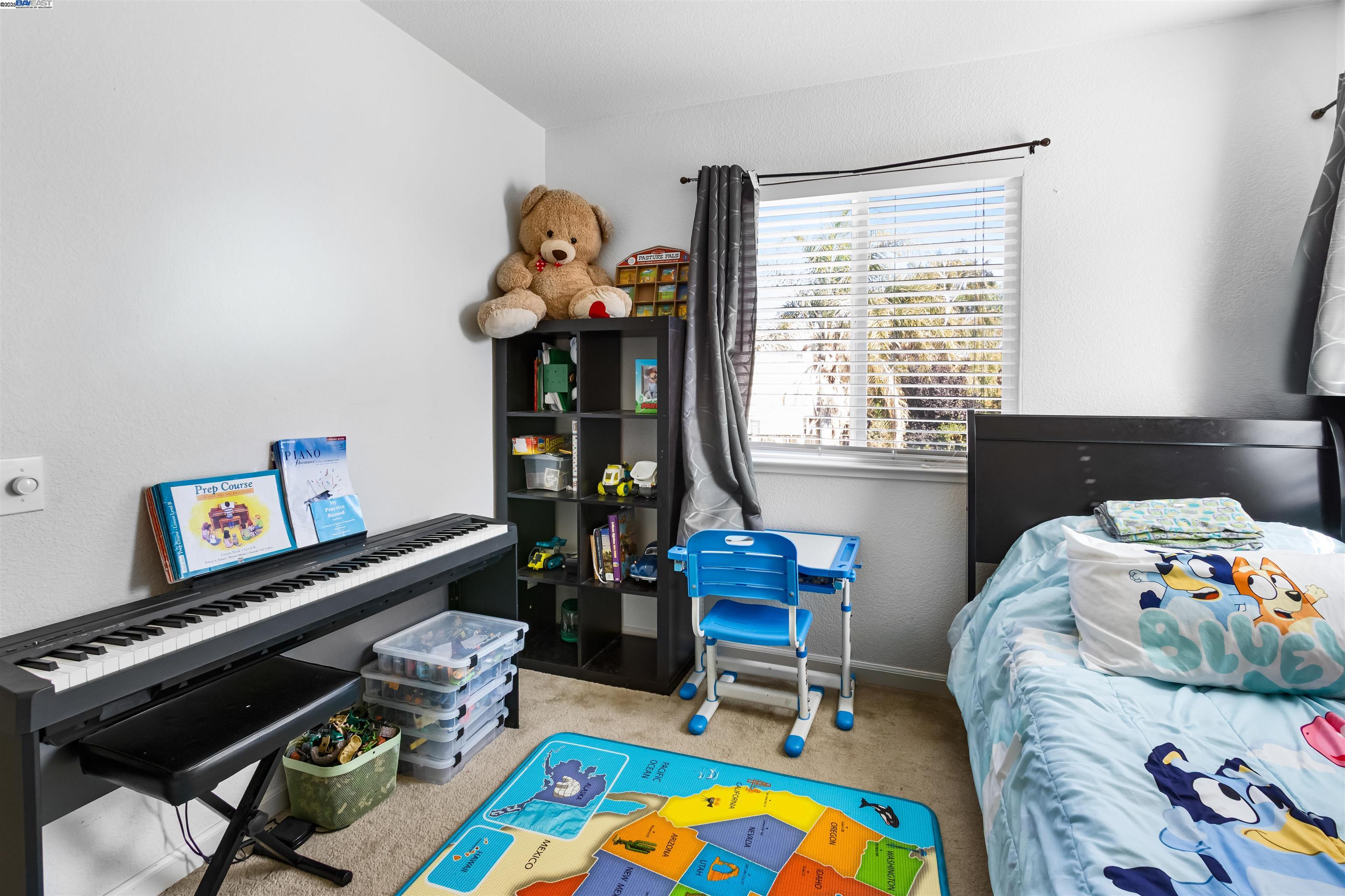 Detail Gallery Image 18 of 36 For 1482 Hearthsong Dr, Manteca,  CA 95337 - 3 Beds | 2/1 Baths