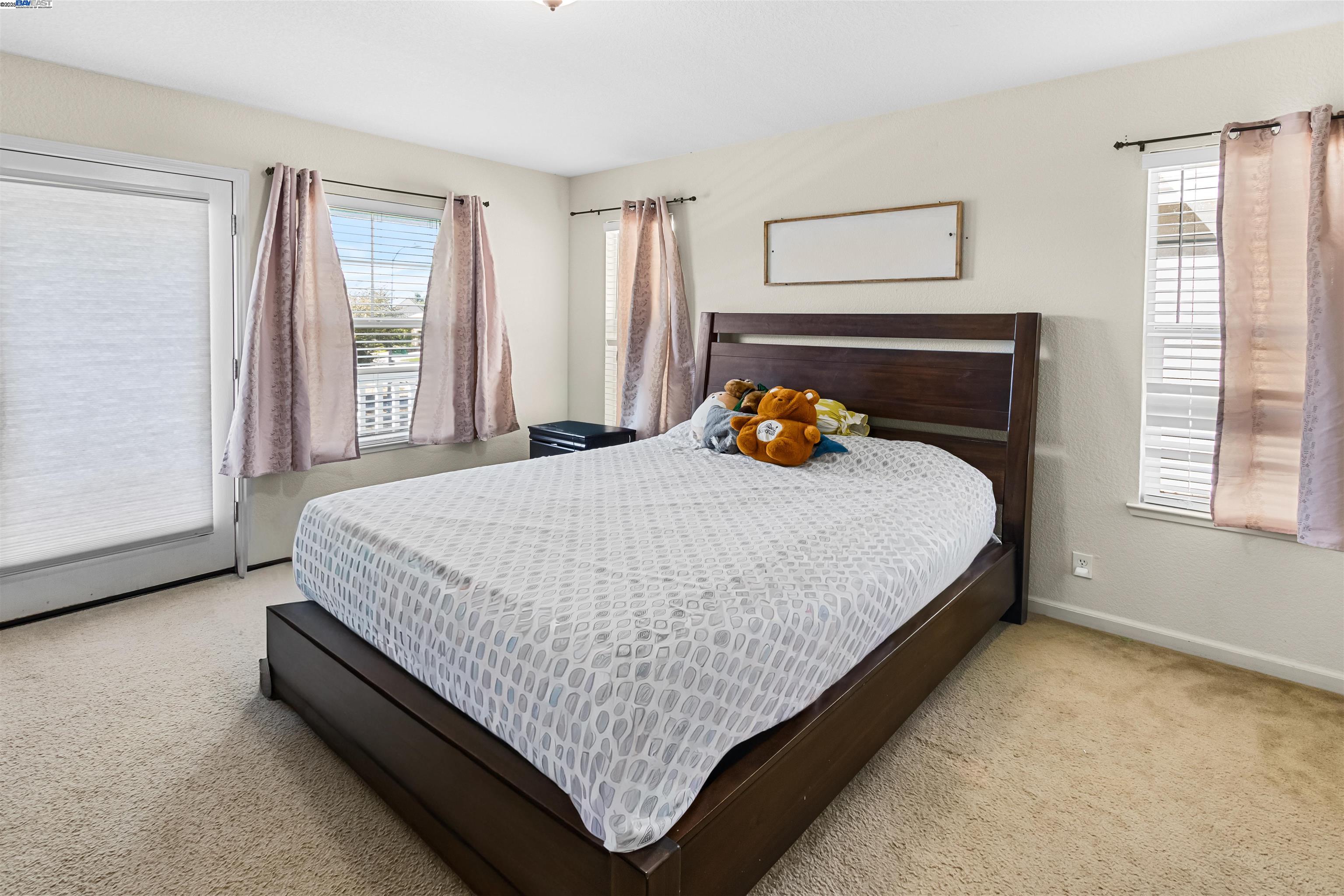 Detail Gallery Image 20 of 36 For 1482 Hearthsong Dr, Manteca,  CA 95337 - 3 Beds | 2/1 Baths
