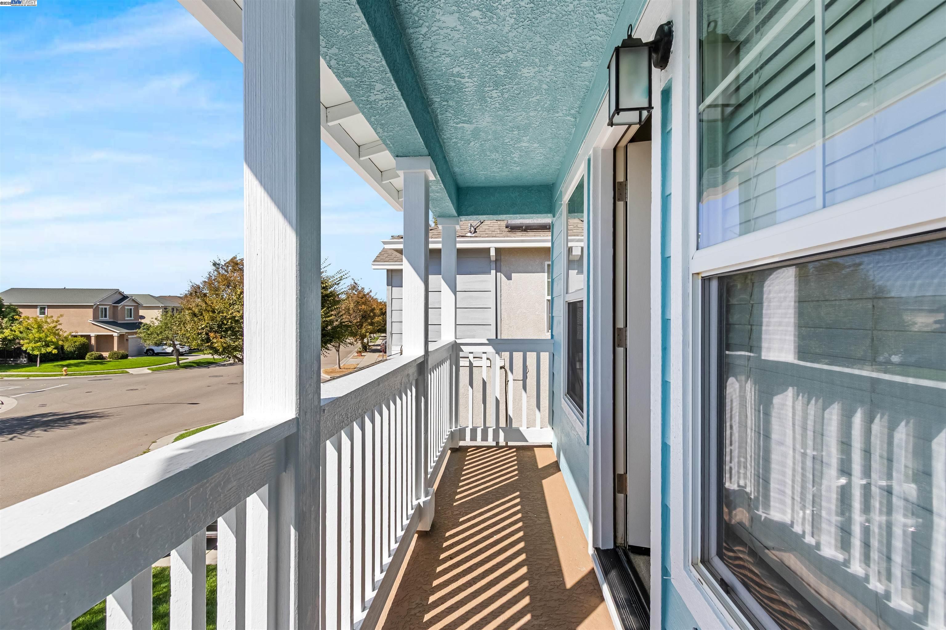 Detail Gallery Image 22 of 36 For 1482 Hearthsong Dr, Manteca,  CA 95337 - 3 Beds | 2/1 Baths