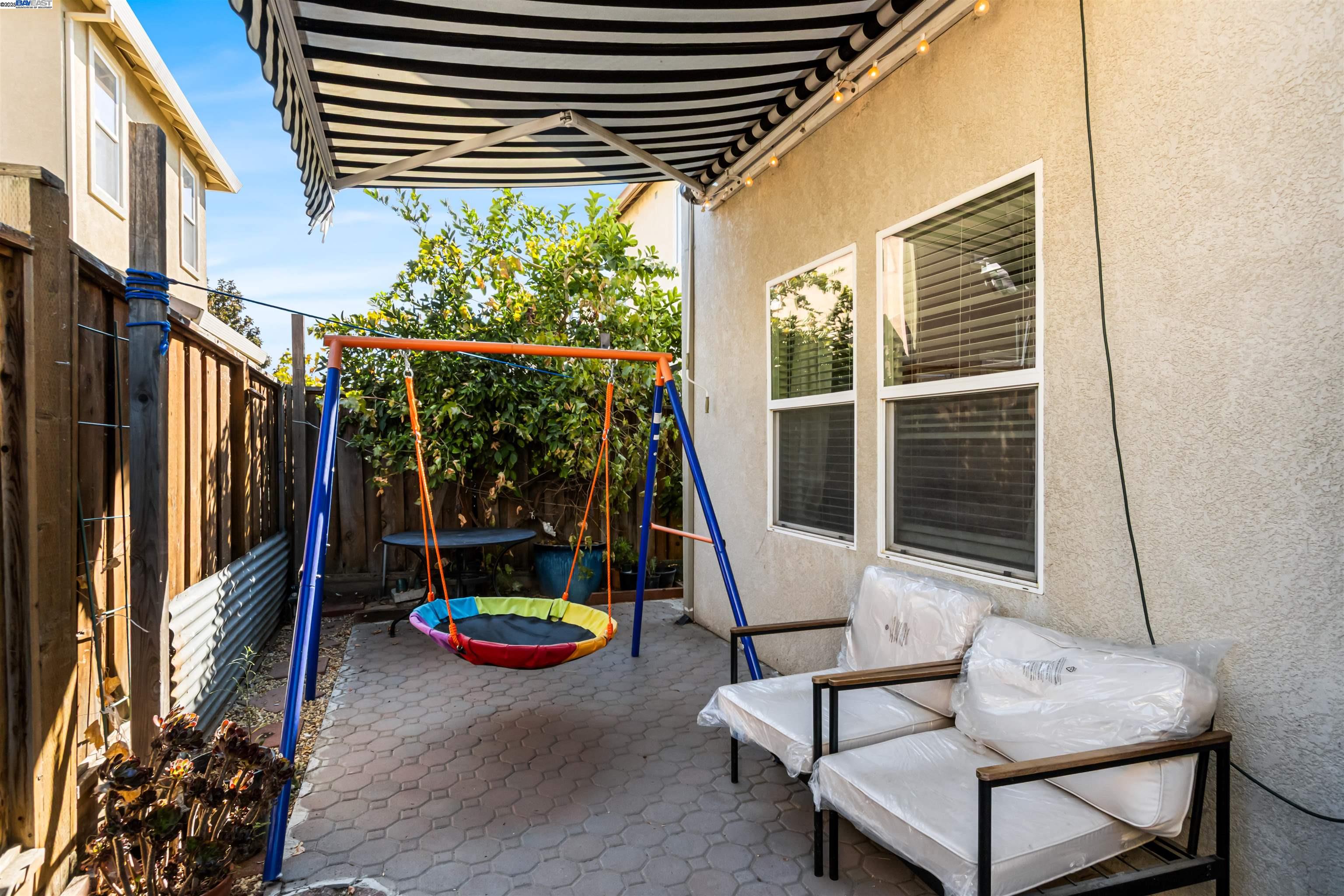 Detail Gallery Image 29 of 36 For 1482 Hearthsong Dr, Manteca,  CA 95337 - 3 Beds | 2/1 Baths