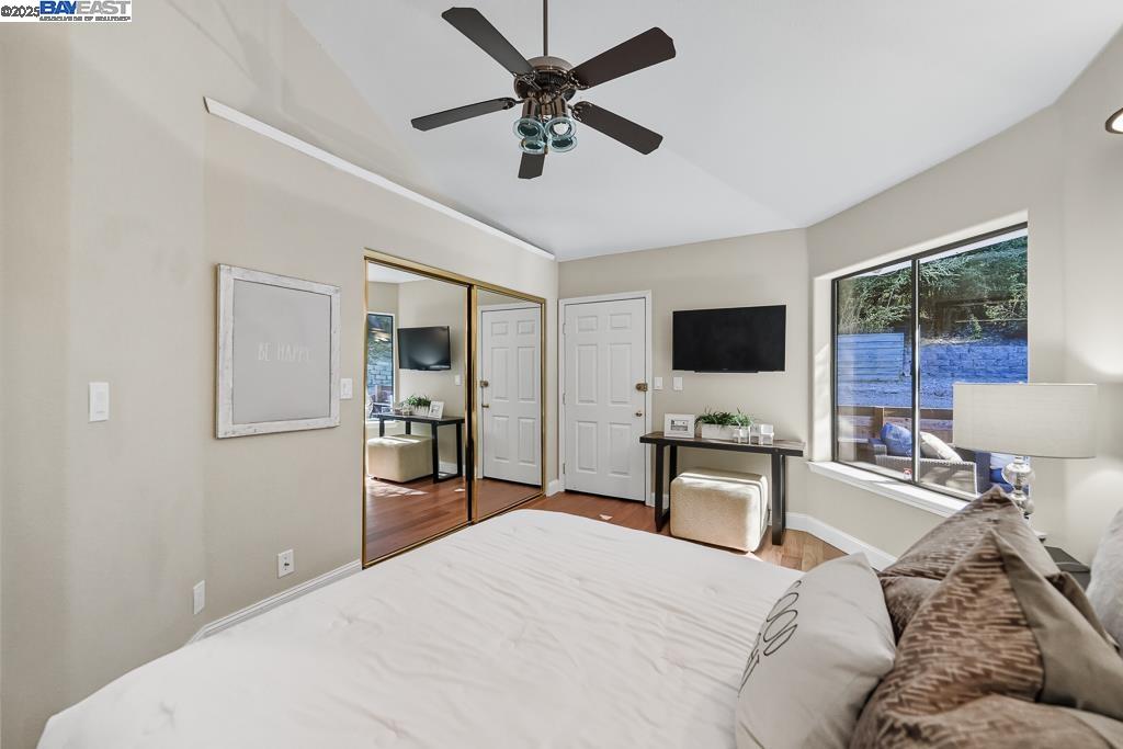 Detail Gallery Image 40 of 57 For 7716 Skyline Blvd, Oakland,  CA 94611 - 4 Beds | 4 Baths