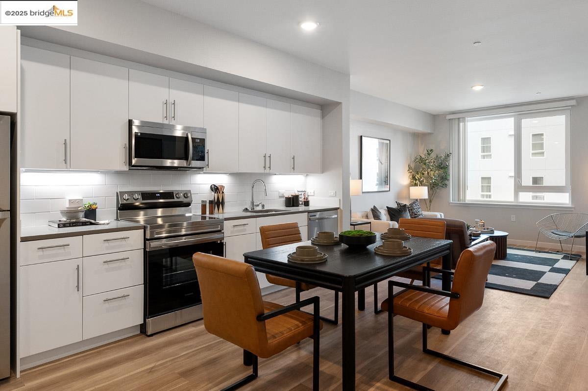 Detail Gallery Image 11 of 45 For 260 Brooklyn Basin Way #428,  Oakland,  CA 94606 - 2 Beds | 1 Baths