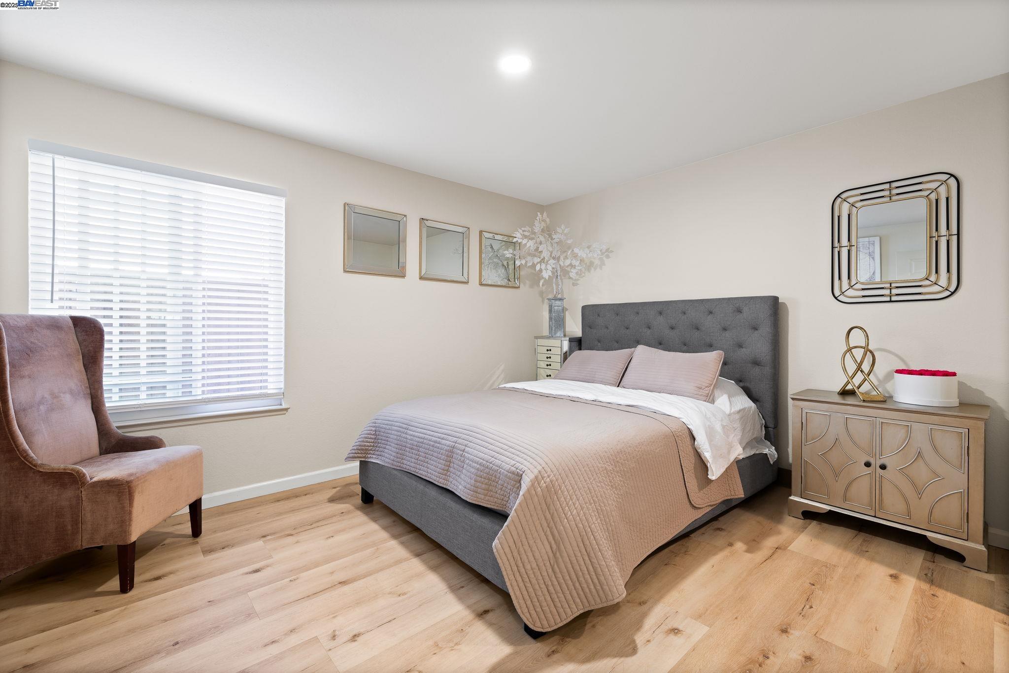 Detail Gallery Image 16 of 33 For 2170 Canyon Crest Ave, San Ramon,  CA 94582 - 4 Beds | 3 Baths