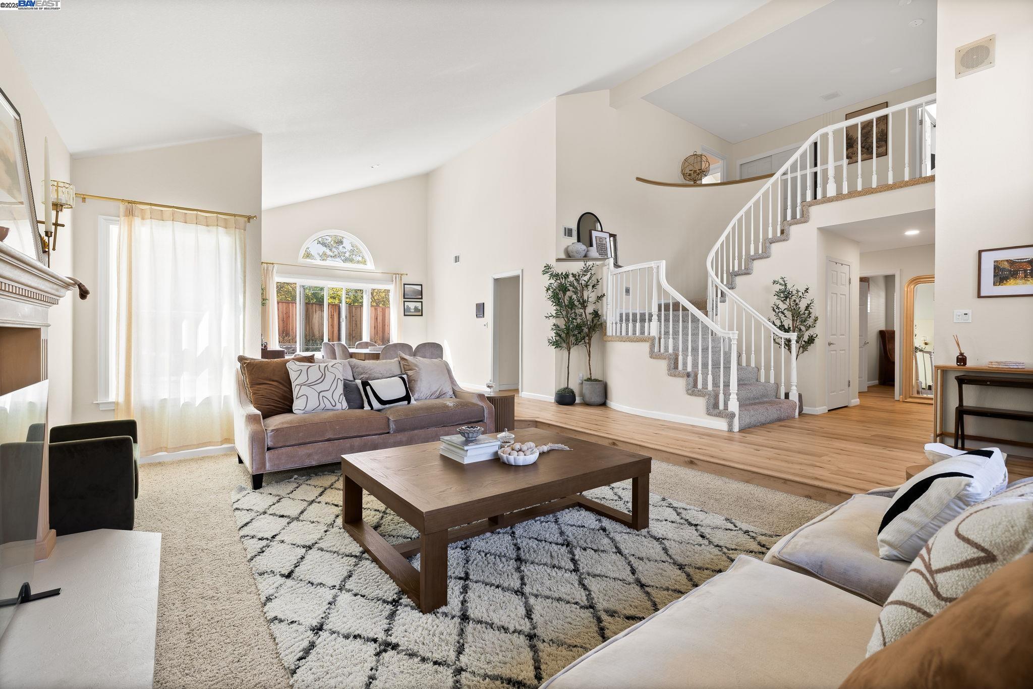 Detail Gallery Image 4 of 33 For 2170 Canyon Crest Ave, San Ramon,  CA 94582 - 4 Beds | 3 Baths