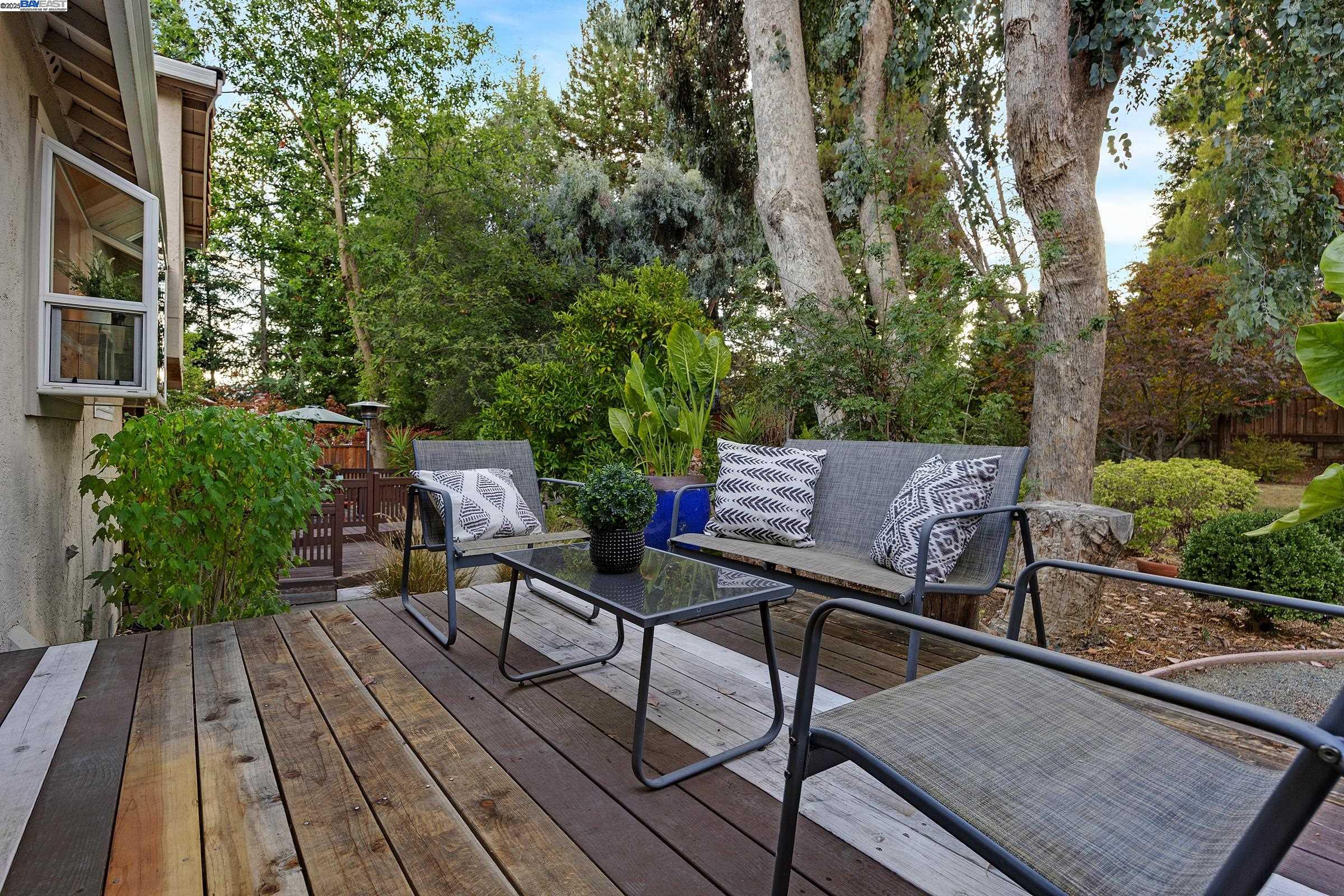 Detail Gallery Image 35 of 55 For 2240 Tahiti Drive, San Ramon,  CA 94583 - 4 Beds | 2/1 Baths