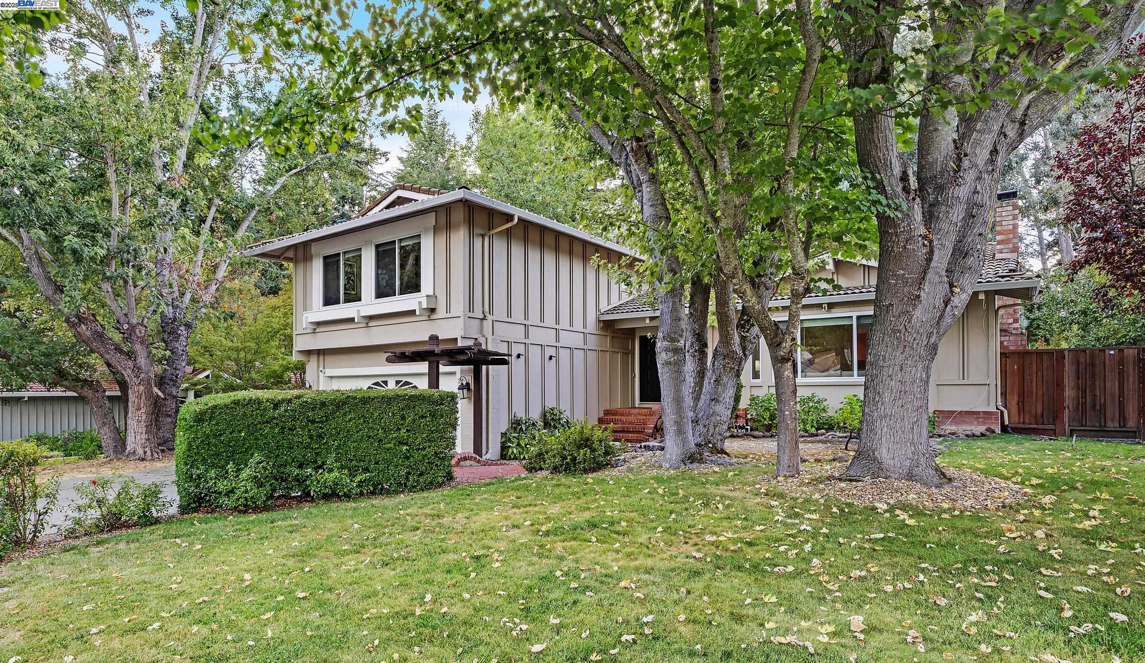 Detail Gallery Image 37 of 55 For 2240 Tahiti Drive, San Ramon,  CA 94583 - 4 Beds | 2/1 Baths