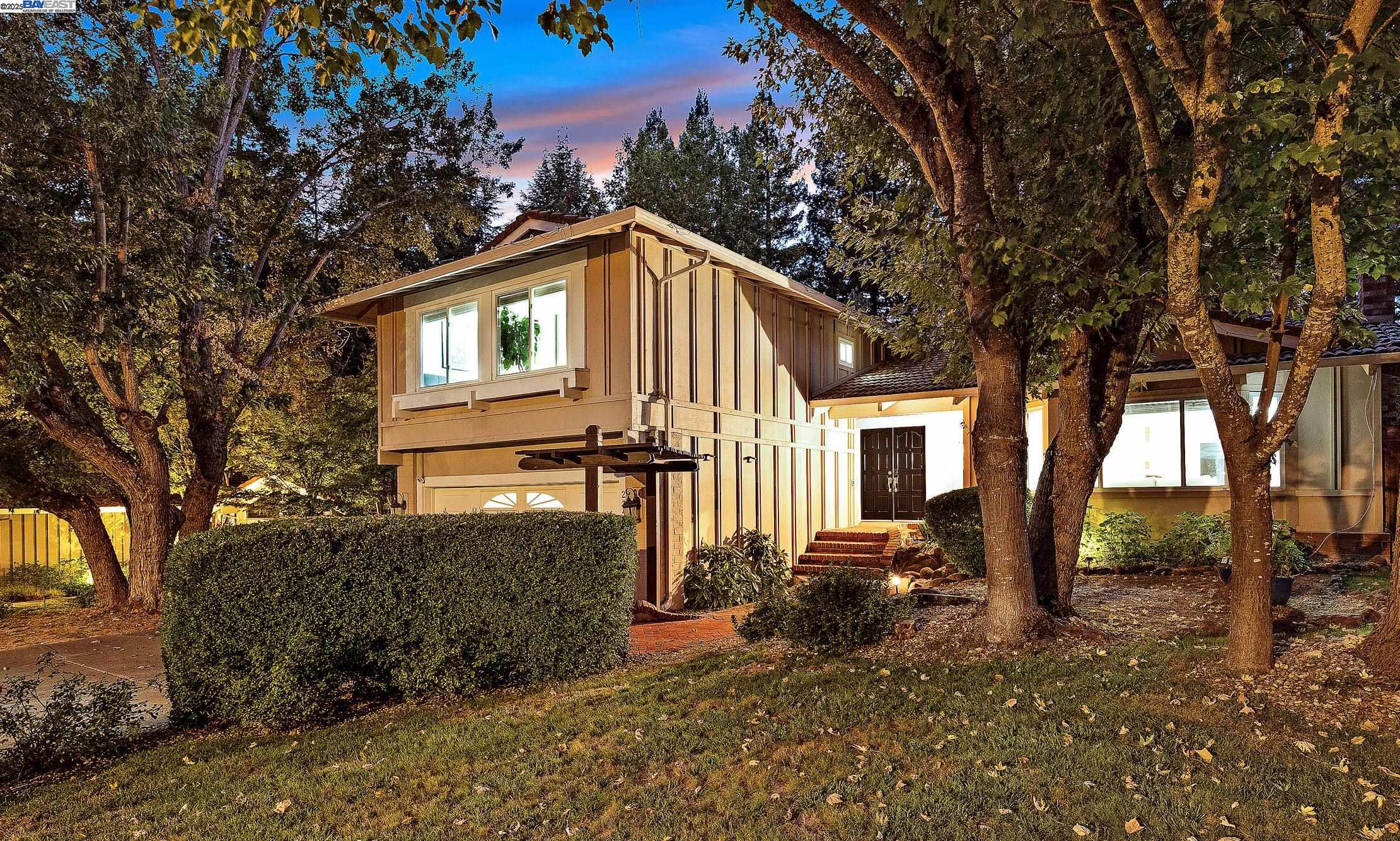 Detail Gallery Image 41 of 55 For 2240 Tahiti Drive, San Ramon,  CA 94583 - 4 Beds | 2/1 Baths
