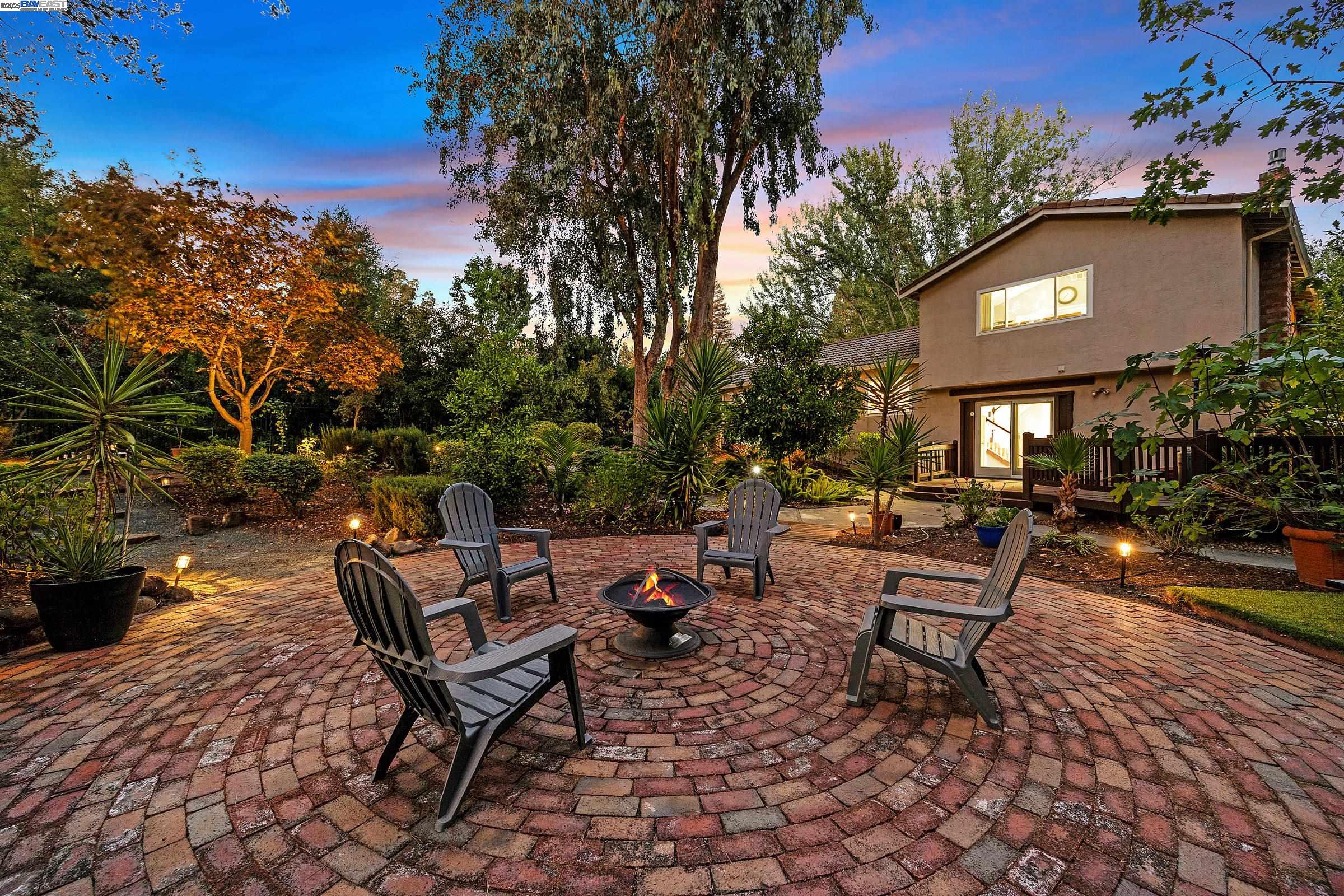 Detail Gallery Image 43 of 55 For 2240 Tahiti Drive, San Ramon,  CA 94583 - 4 Beds | 2/1 Baths