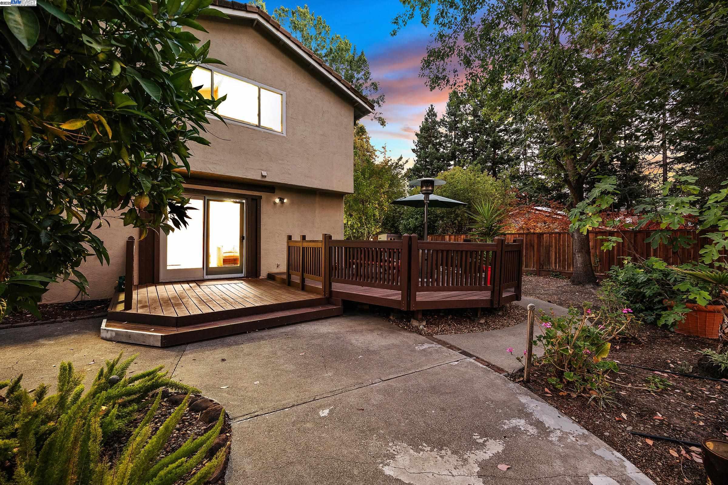 Detail Gallery Image 46 of 55 For 2240 Tahiti Drive, San Ramon,  CA 94583 - 4 Beds | 2/1 Baths