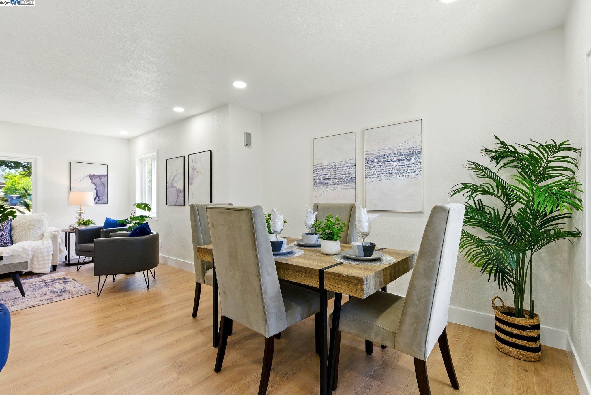 Detail Gallery Image 7 of 33 For 19157 Parsons Ave, Castro Valley,  CA 94546 - 3 Beds | 3 Baths