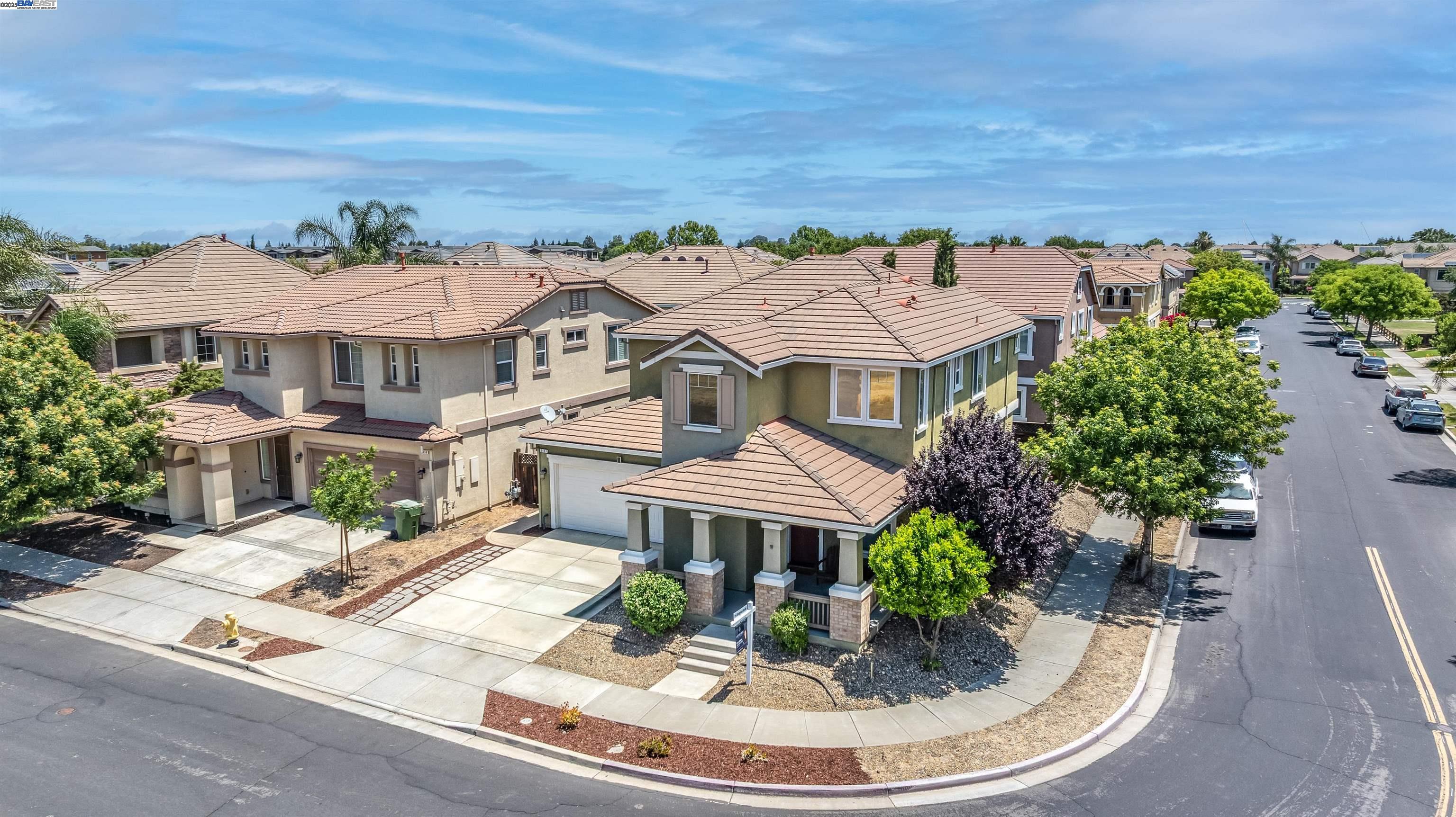 Detail Gallery Image 1 of 24 For 2457 Mojave Dr, Brentwood,  CA 94513 - 3 Beds | 2/1 Baths