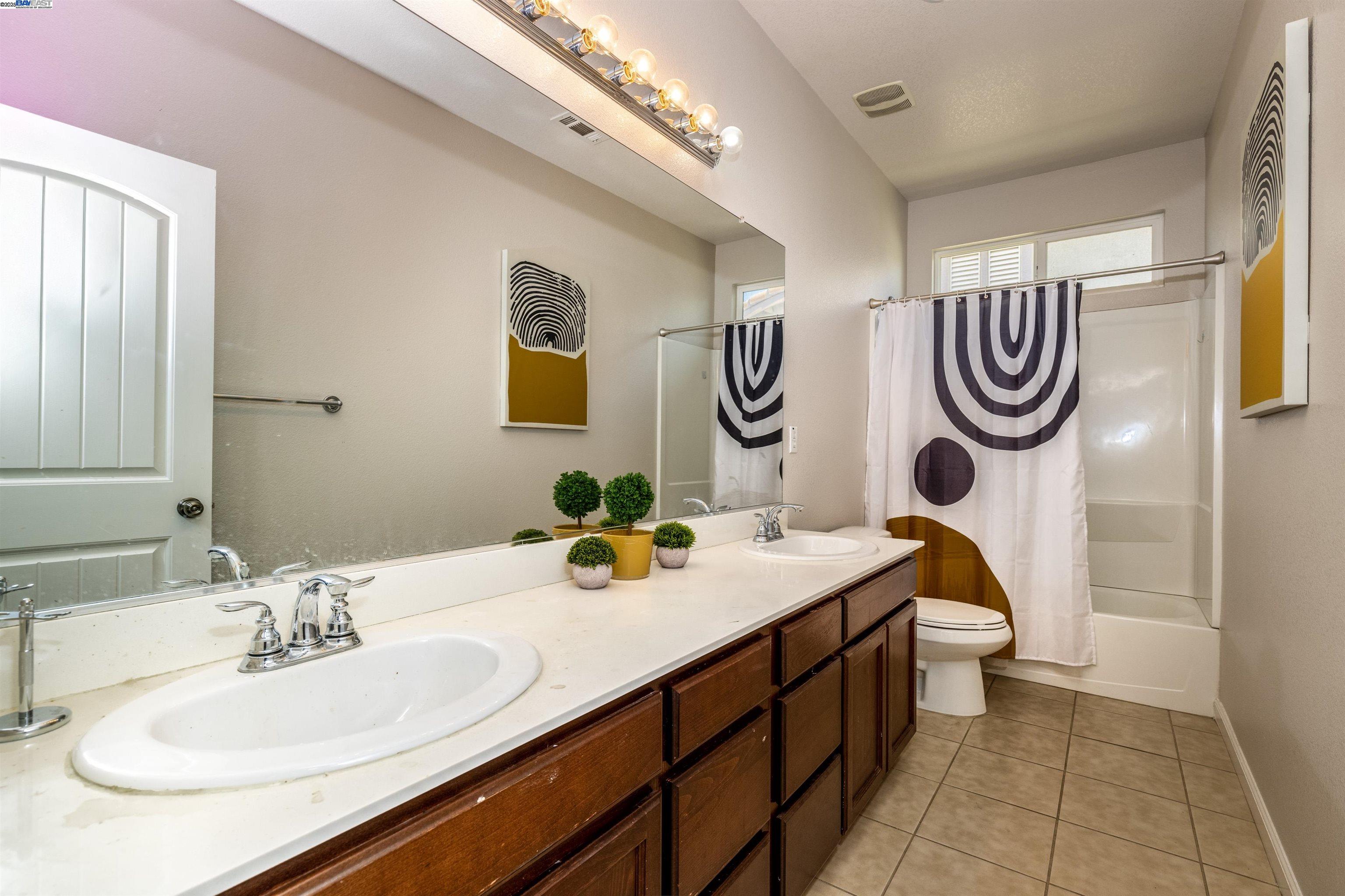Detail Gallery Image 18 of 24 For 2457 Mojave Dr, Brentwood,  CA 94513 - 3 Beds | 2/1 Baths