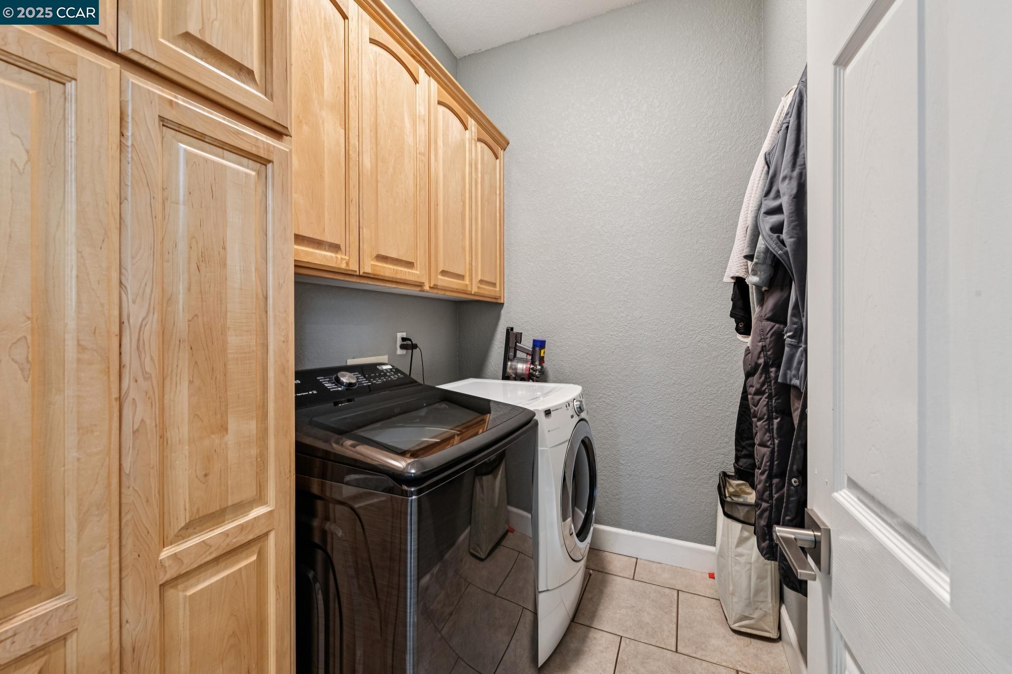 Detail Gallery Image 27 of 57 For 204 Chaps Ct, Oakley,  CA 94561 - 5 Beds | 3 Baths