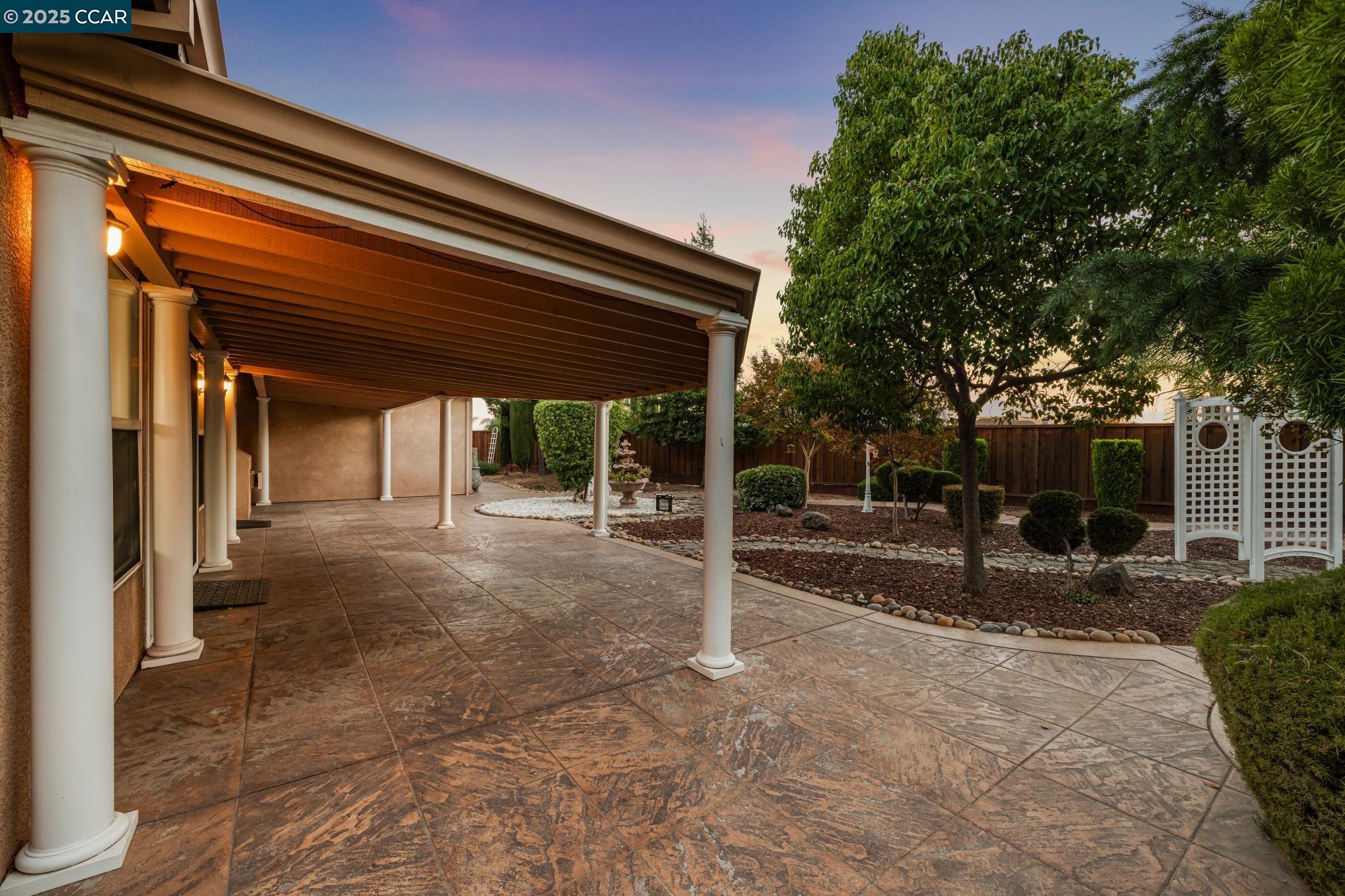 Detail Gallery Image 42 of 57 For 204 Chaps Ct, Oakley,  CA 94561 - 5 Beds | 3 Baths