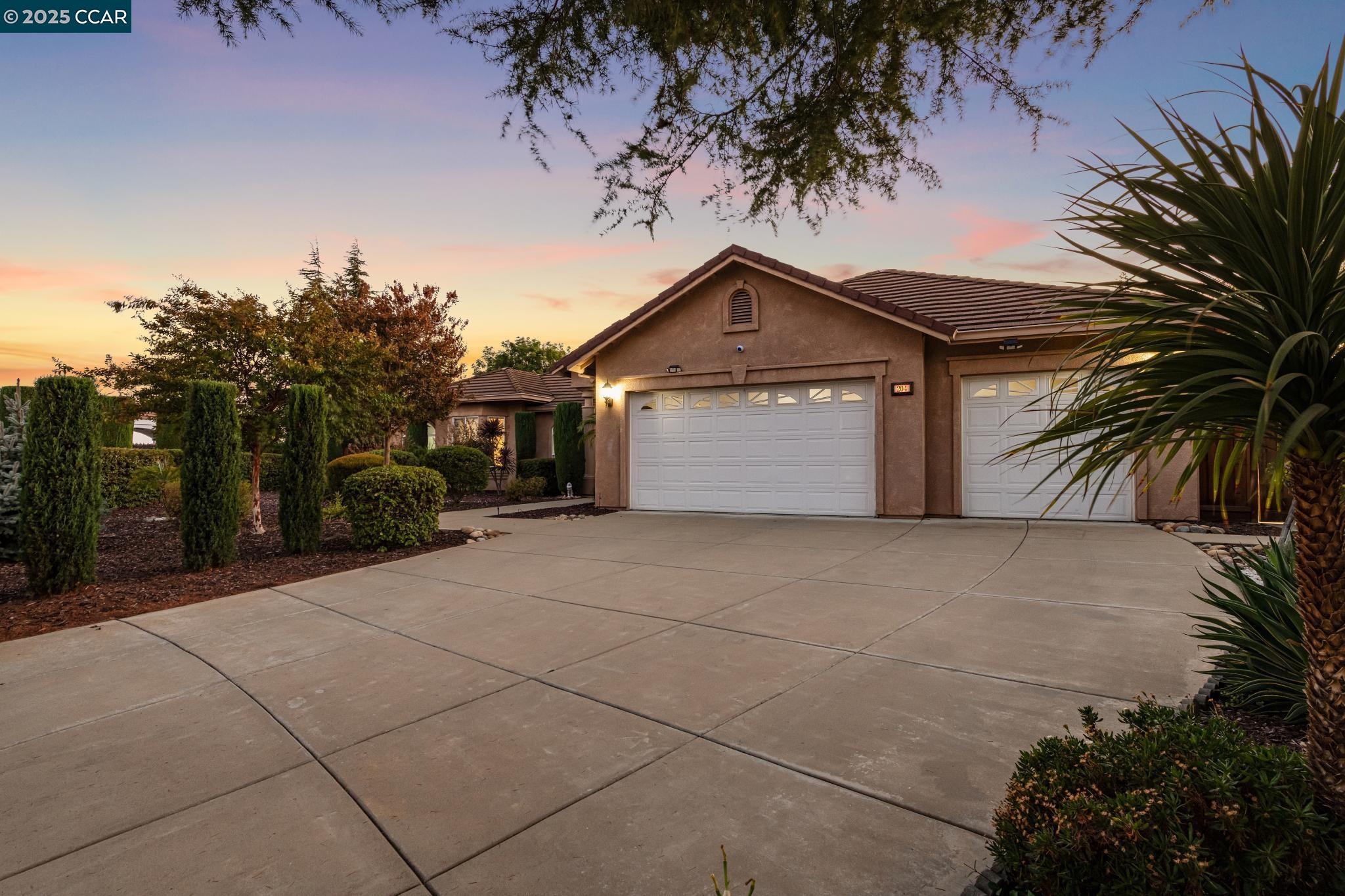 Detail Gallery Image 51 of 57 For 204 Chaps Ct, Oakley,  CA 94561 - 5 Beds | 3 Baths