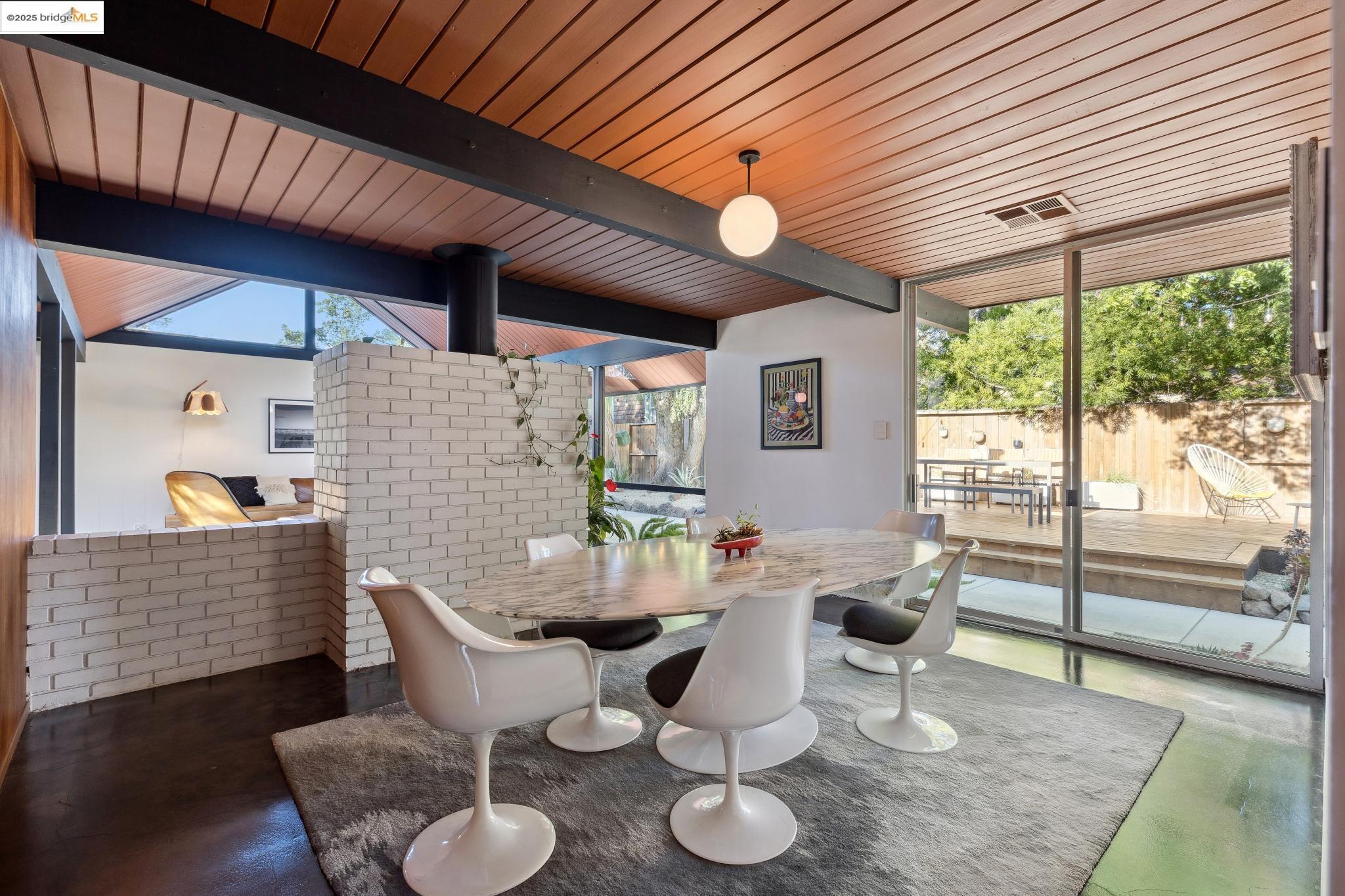 Detail Gallery Image 12 of 58 For 232 Clyde Dr, Walnut Creek,  CA 94598 - 4 Beds | 2 Baths