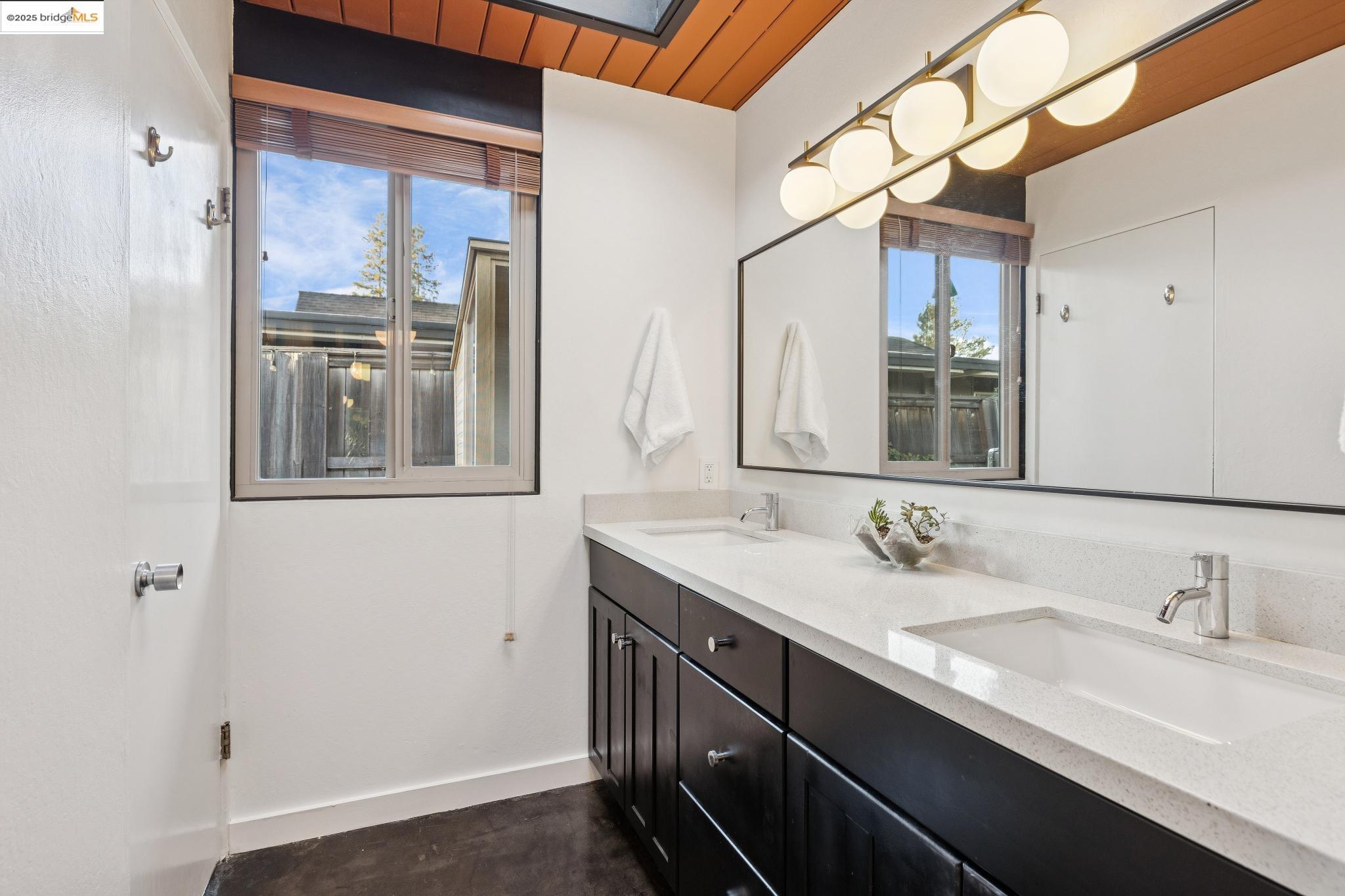 Detail Gallery Image 23 of 58 For 232 Clyde Dr, Walnut Creek,  CA 94598 - 4 Beds | 2 Baths