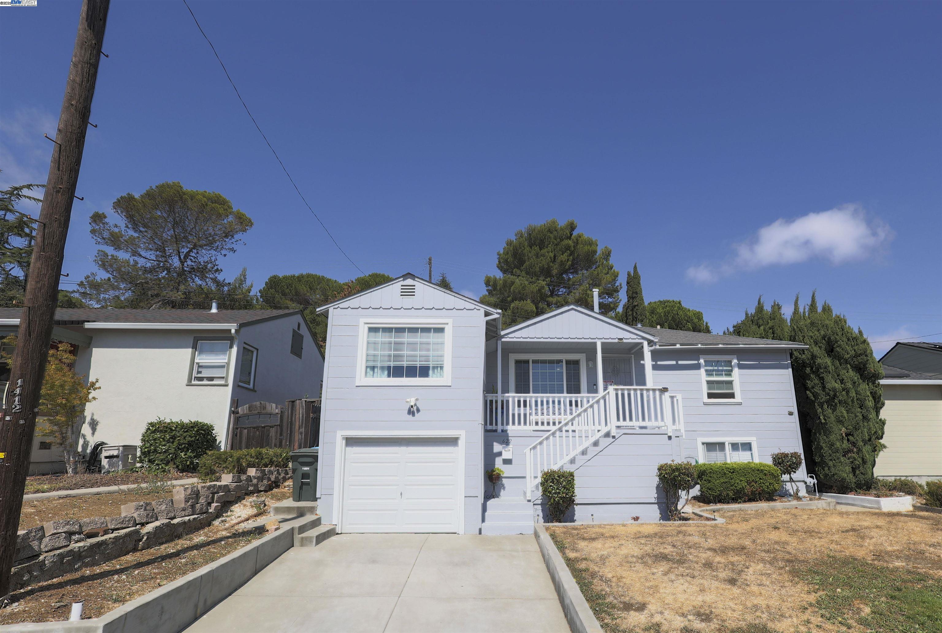 Detail Gallery Image 3 of 40 For 622 Henry St, Vallejo,  CA 94591 - 3 Beds | 2 Baths