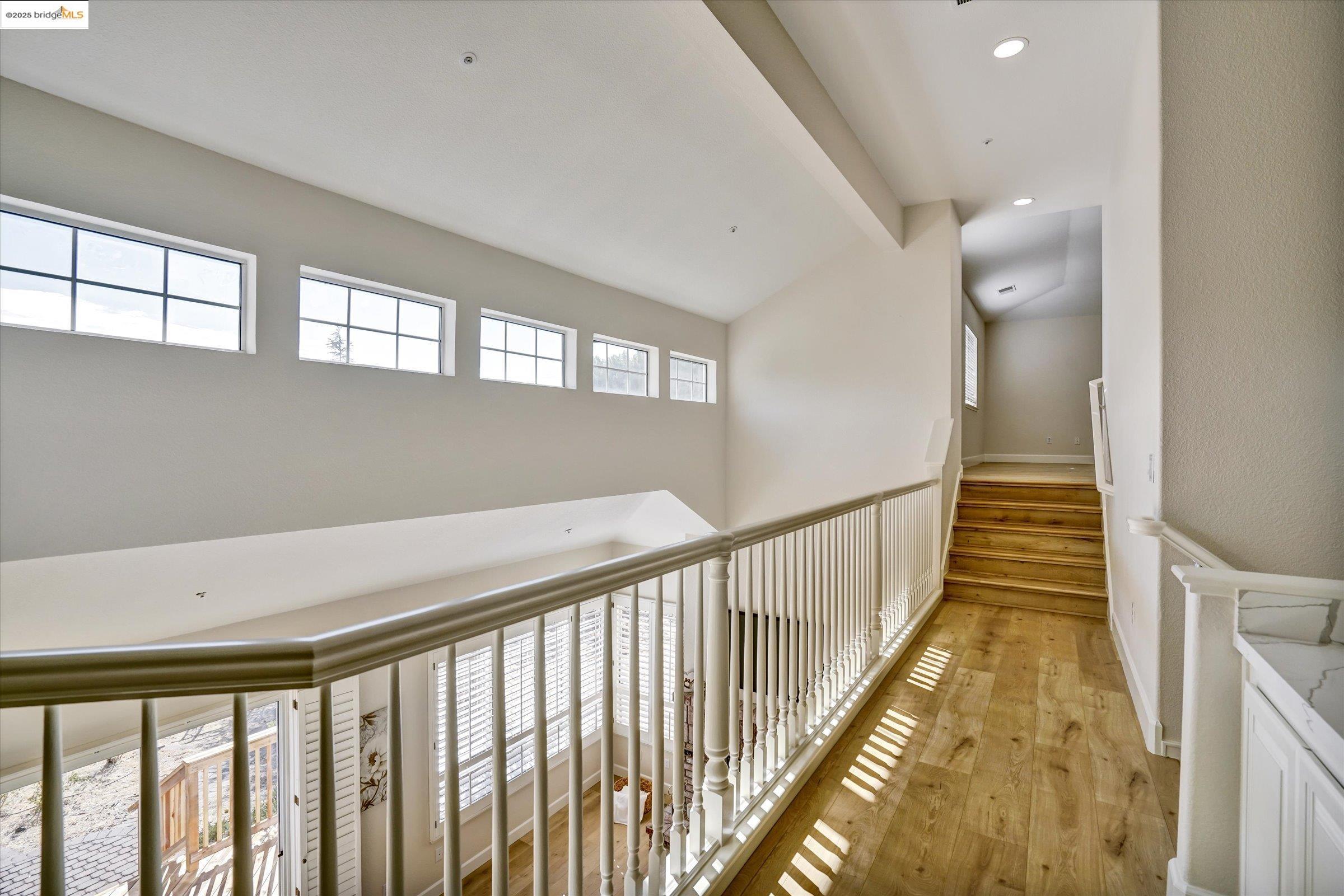Detail Gallery Image 32 of 47 For 1936 Springridge Ct, Concord,  CA 94521 - 4 Beds | 3 Baths