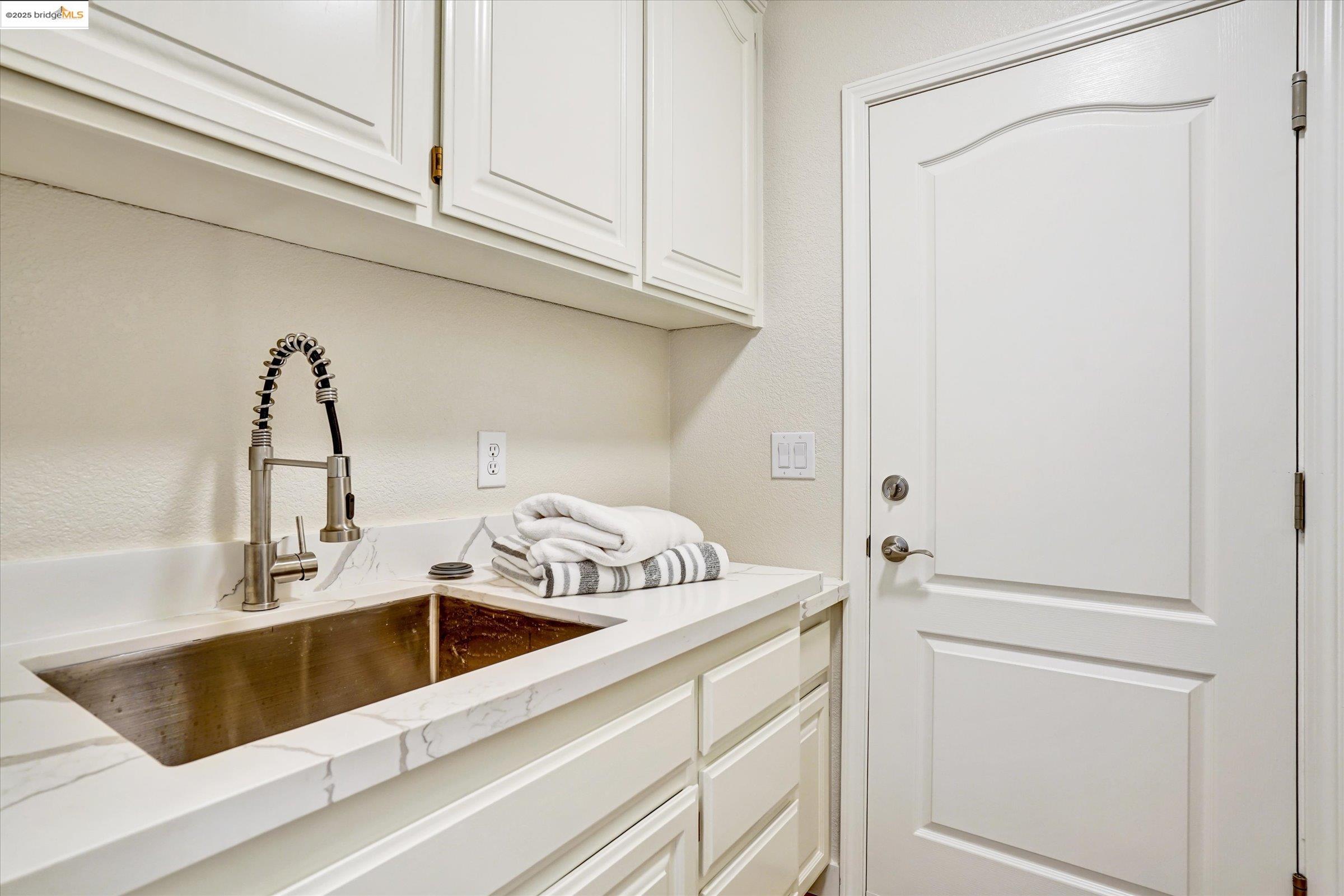 Detail Gallery Image 36 of 47 For 1936 Springridge Ct, Concord,  CA 94521 - 4 Beds | 3 Baths