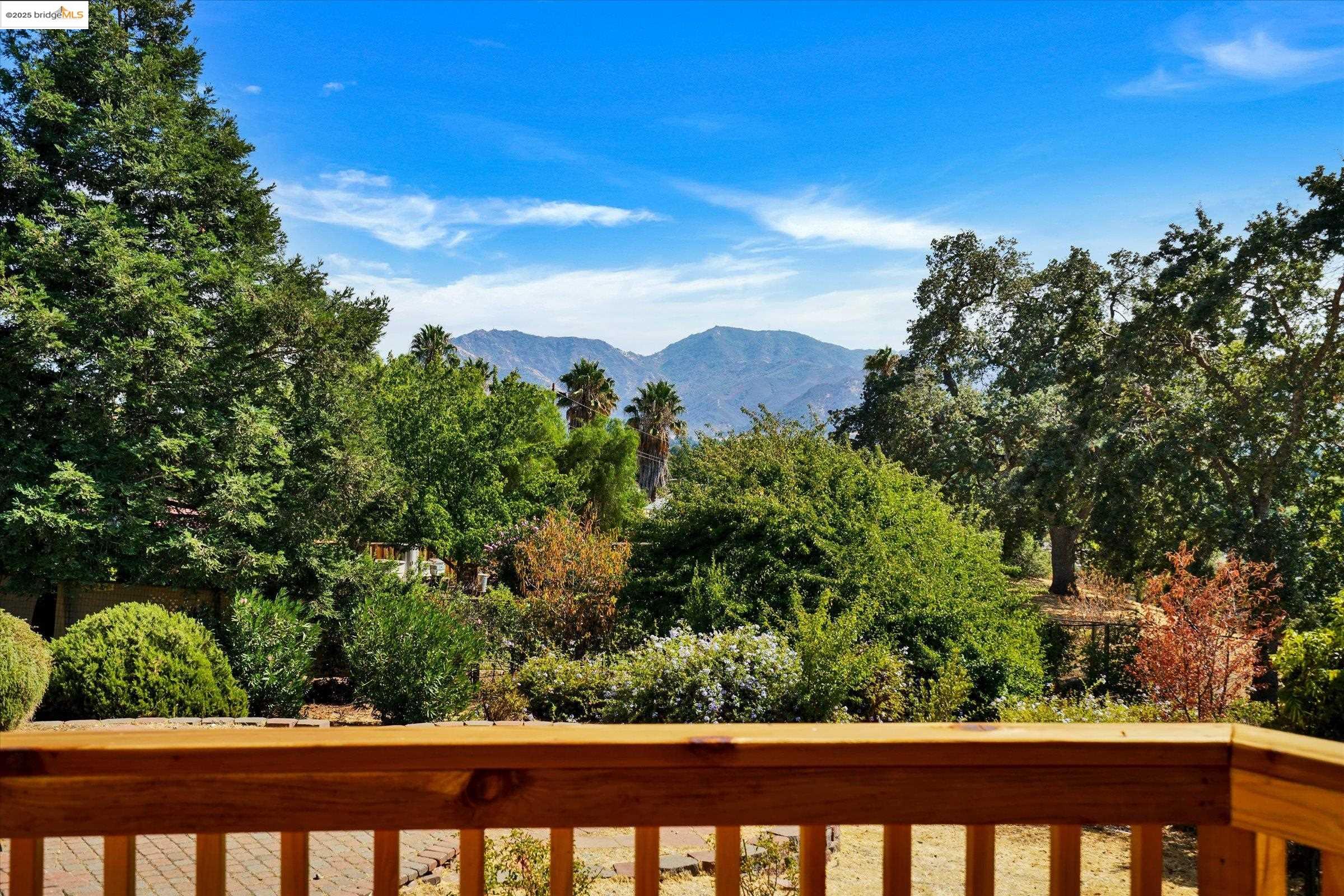 Detail Gallery Image 41 of 47 For 1936 Springridge Ct, Concord,  CA 94521 - 4 Beds | 3 Baths