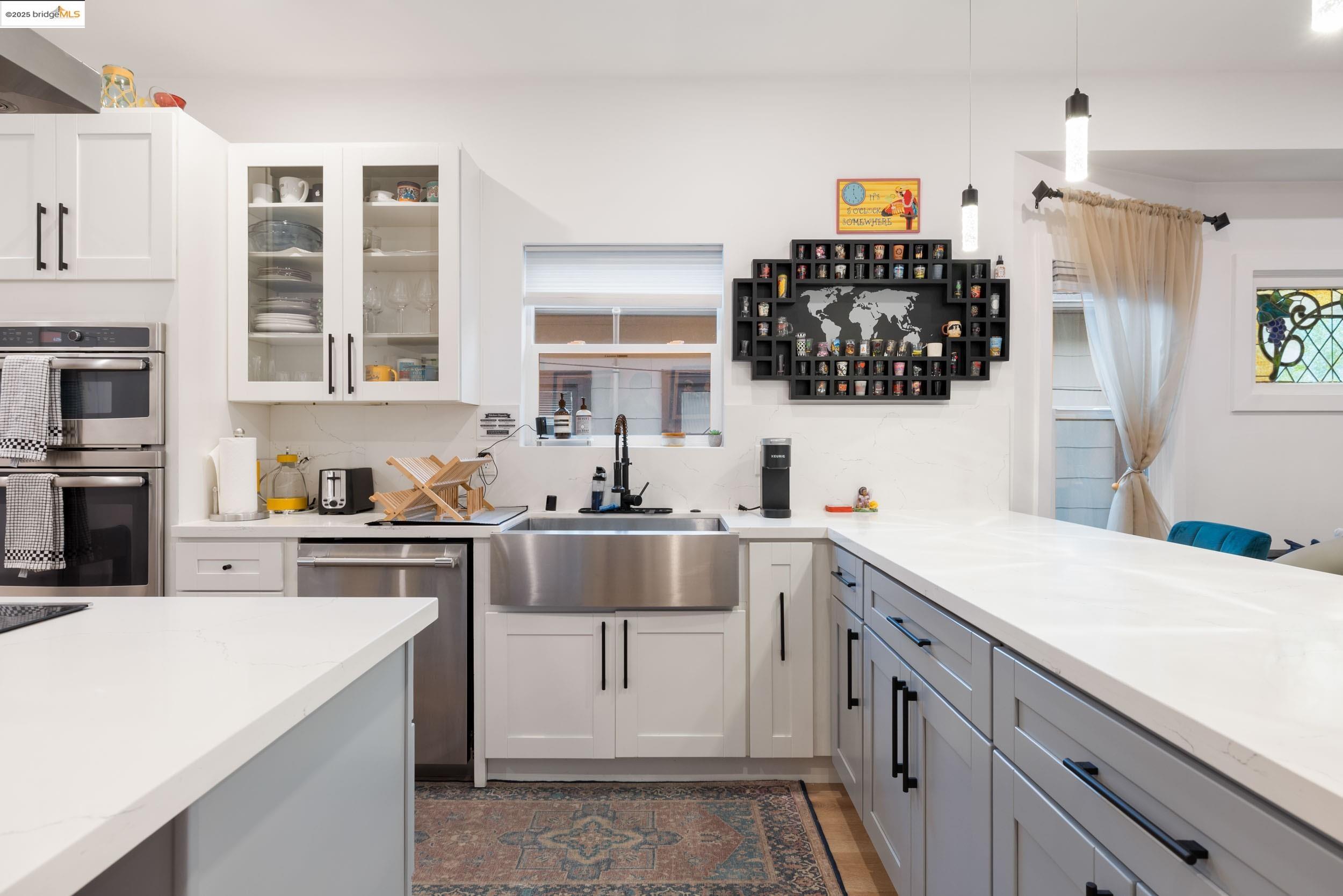 Detail Gallery Image 8 of 35 For 75 Echo Ave, Oakland,  CA 94611 - – Beds | – Baths