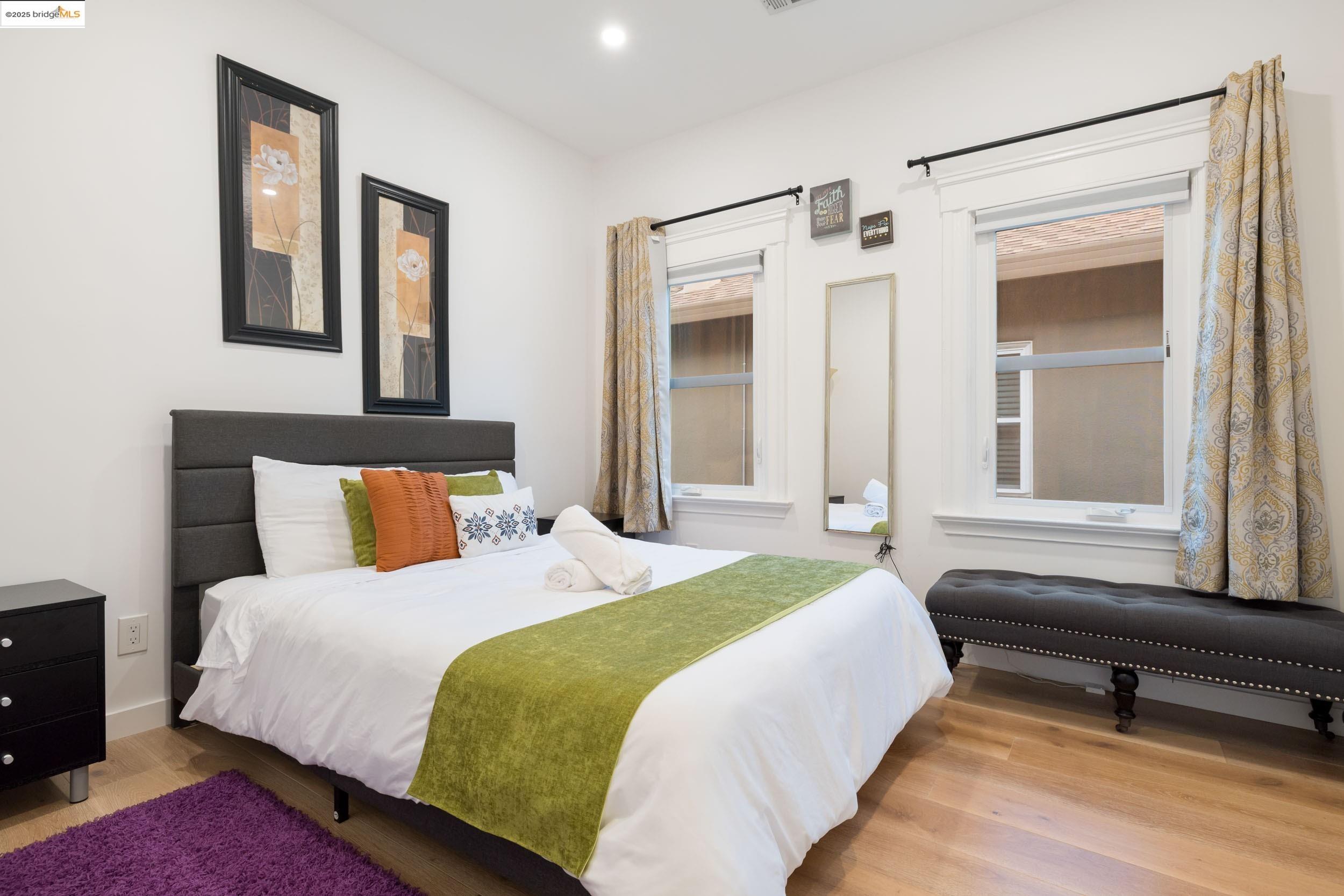 Detail Gallery Image 10 of 35 For 75 Echo Ave, Oakland,  CA 94611 - – Beds | – Baths