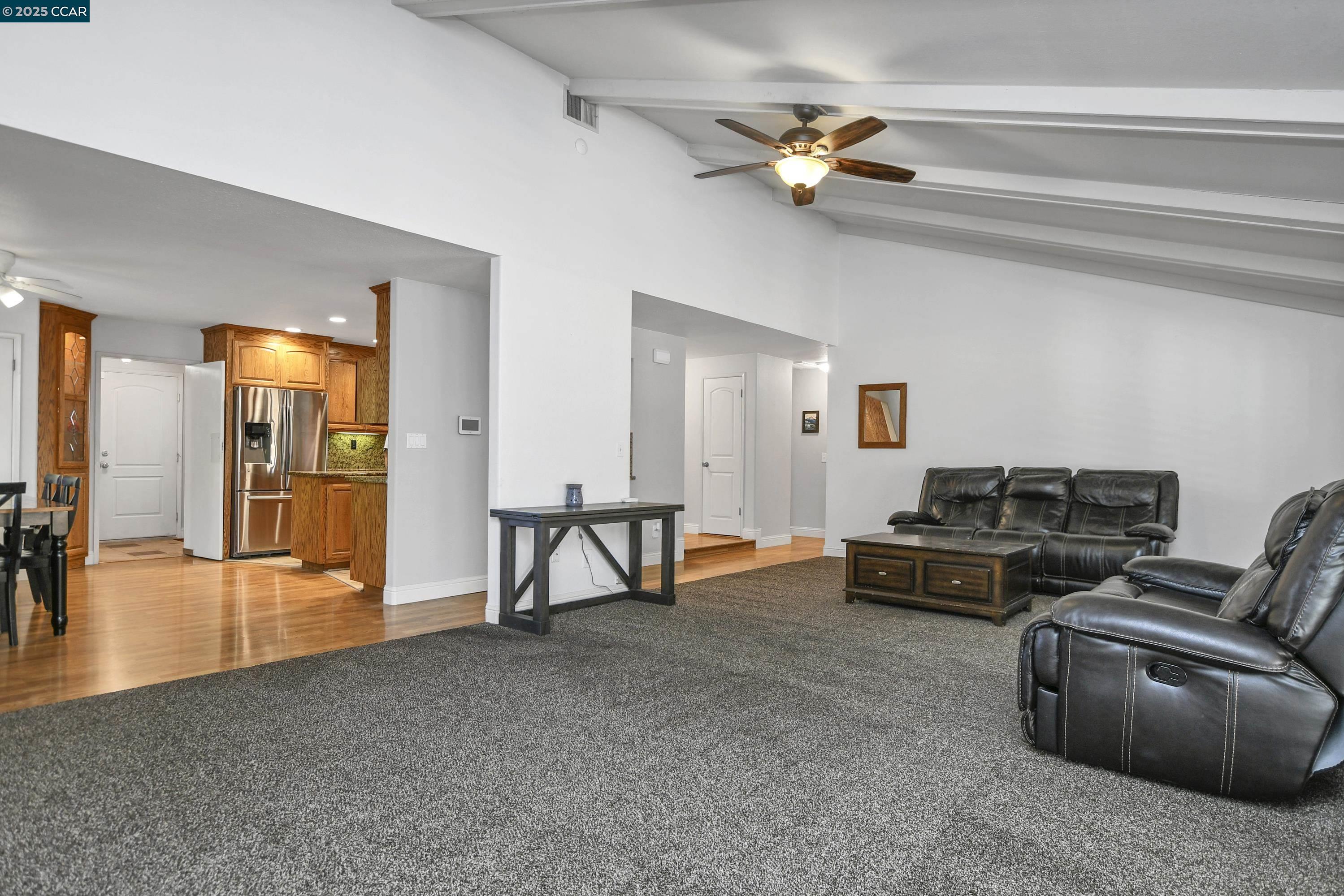 Detail Gallery Image 8 of 30 For 2108 Reseda Way, Antioch,  CA 94509 - 3 Beds | 3 Baths