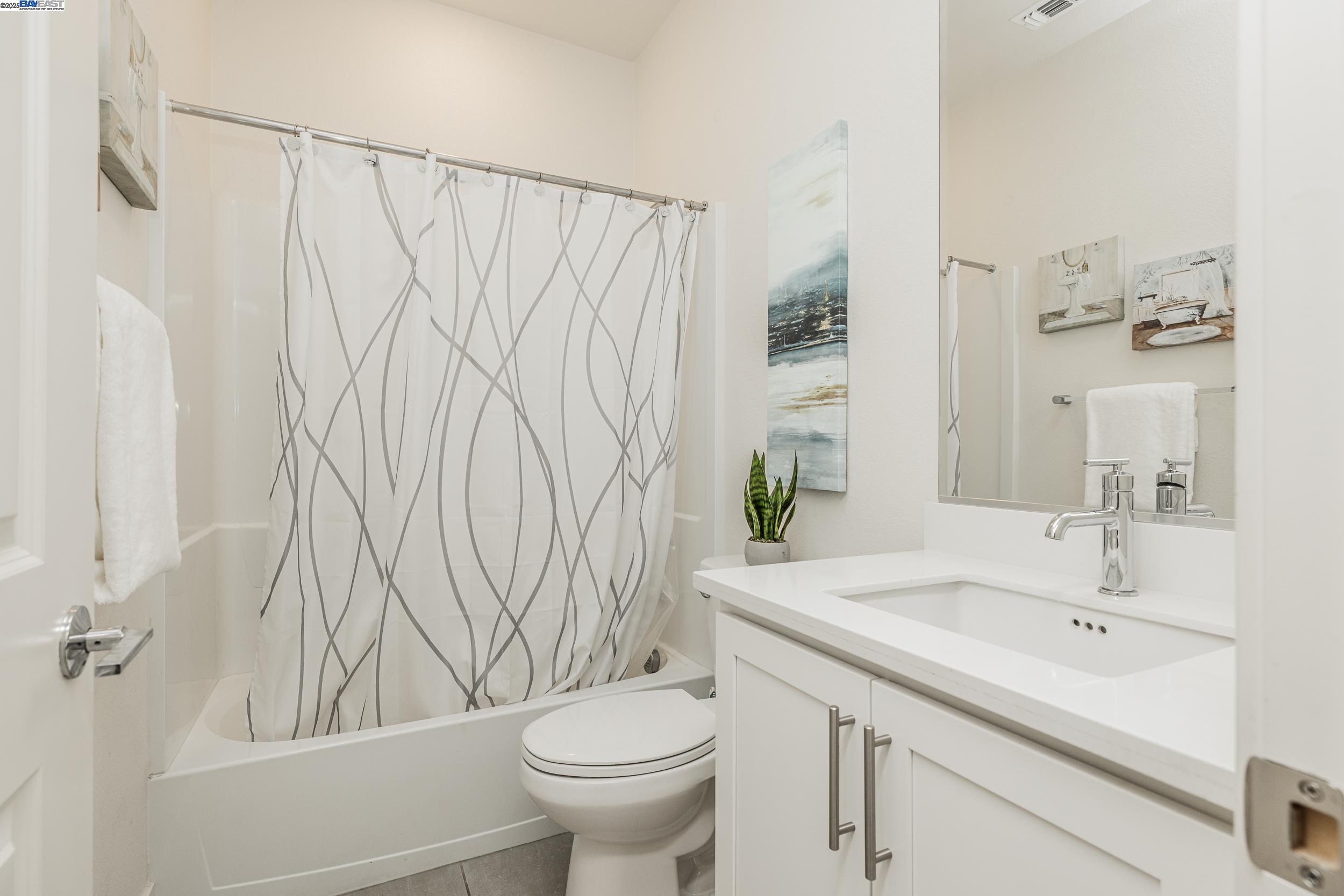 Detail Gallery Image 12 of 35 For 5758 Tournament Ct, Tracy,  CA 95377 - 4 Beds | 3 Baths