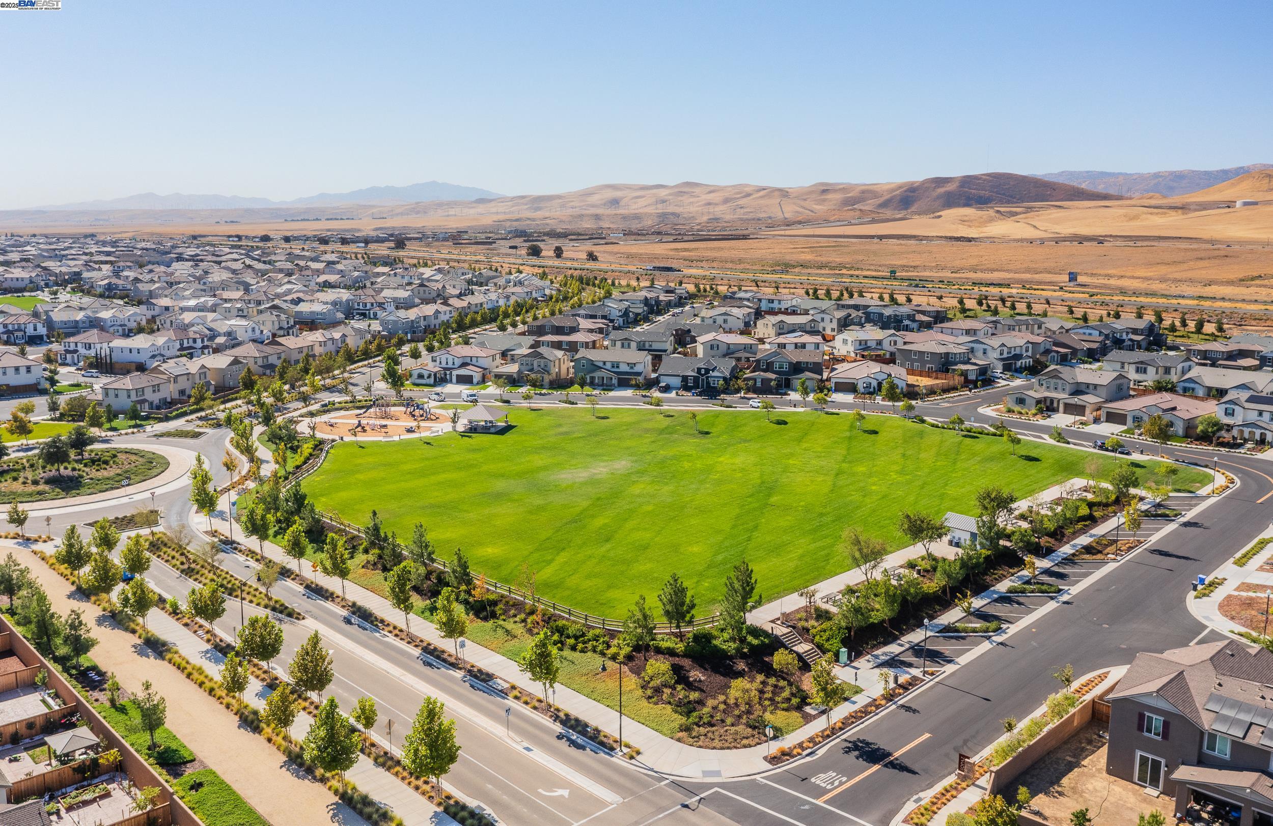 Detail Gallery Image 31 of 35 For 5758 Tournament Ct, Tracy,  CA 95377 - 4 Beds | 3 Baths