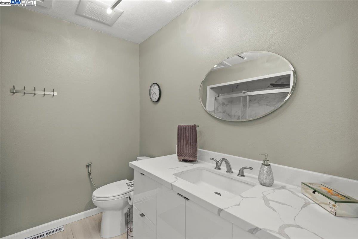 Detail Gallery Image 15 of 30 For 43555 Puesta Del Sol, Fremont,  CA 94539 - 3 Beds | 3/1 Baths