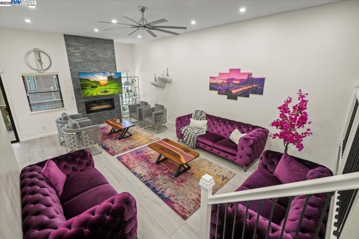 Detail Gallery Image 4 of 30 For 43555 Puesta Del Sol, Fremont,  CA 94539 - 3 Beds | 3/1 Baths