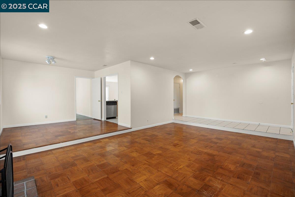 Detail Gallery Image 5 of 25 For 177 Brophy St, American Canyon,  CA 94503 - 4 Beds | 2 Baths
