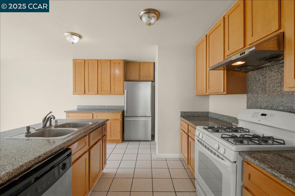 Detail Gallery Image 7 of 25 For 177 Brophy St, American Canyon,  CA 94503 - 4 Beds | 2 Baths