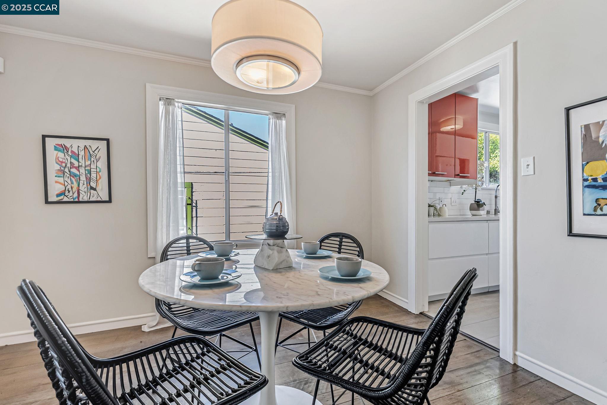 Detail Gallery Image 12 of 41 For 715 Buchanan St, Albany,  CA 94706 - 2 Beds | 1 Baths
