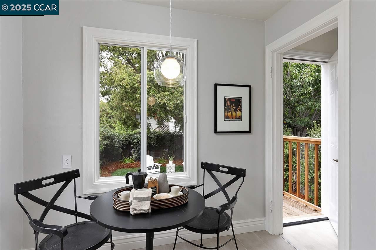 Detail Gallery Image 25 of 41 For 715 Buchanan St, Albany,  CA 94706 - 2 Beds | 1 Baths