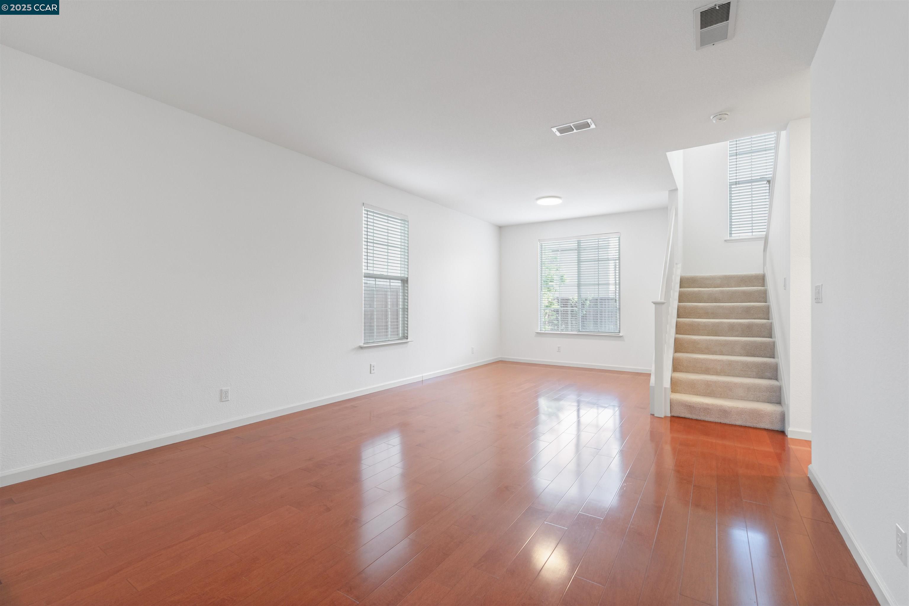 Detail Gallery Image 3 of 26 For 42 Lily Ct, Danville,  CA 94506 - 4 Beds | 2/1 Baths
