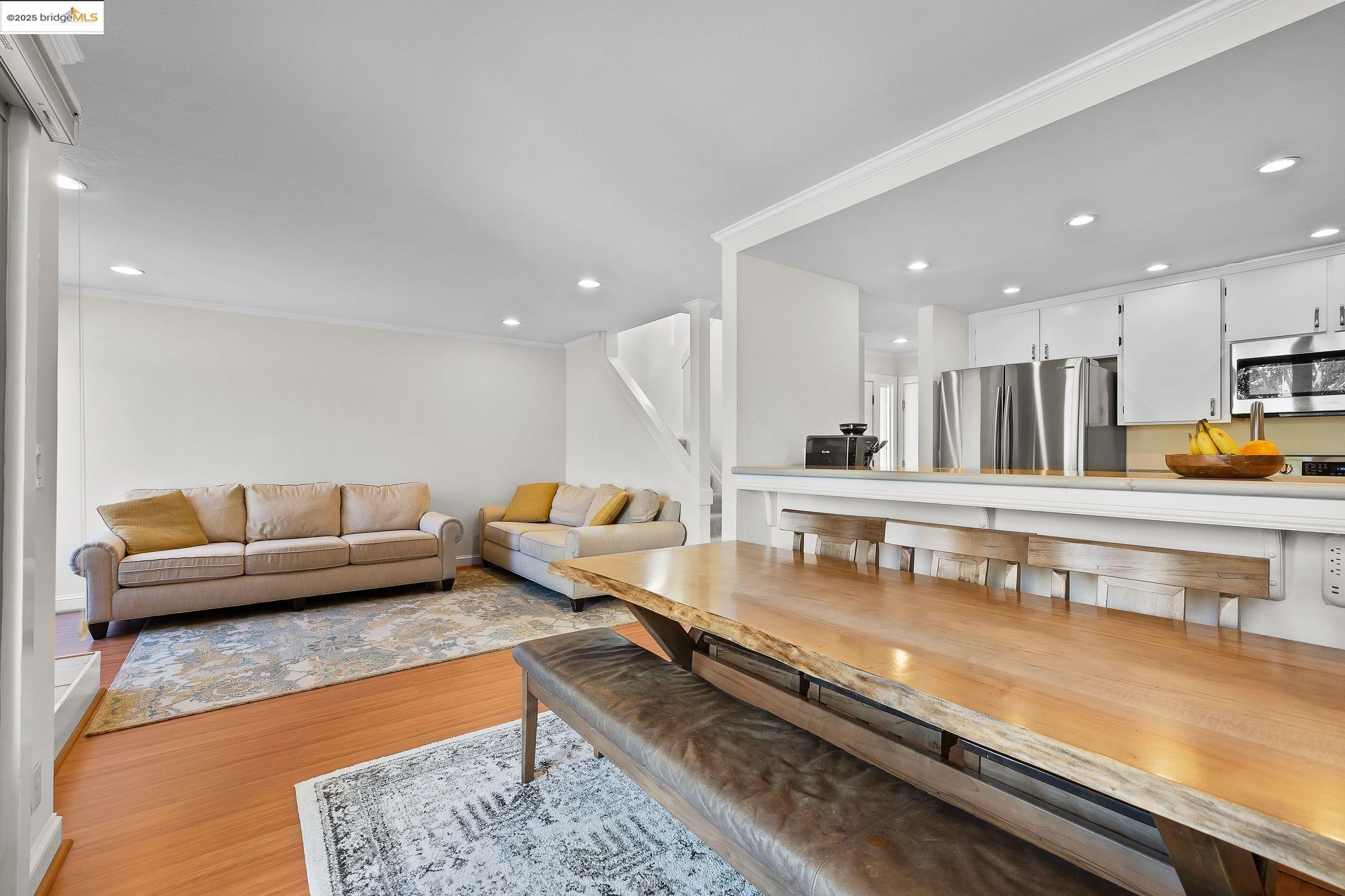 Detail Gallery Image 10 of 37 For 3415 La Selva St, San Mateo,  CA 94403 - 2 Beds | 1/1 Baths