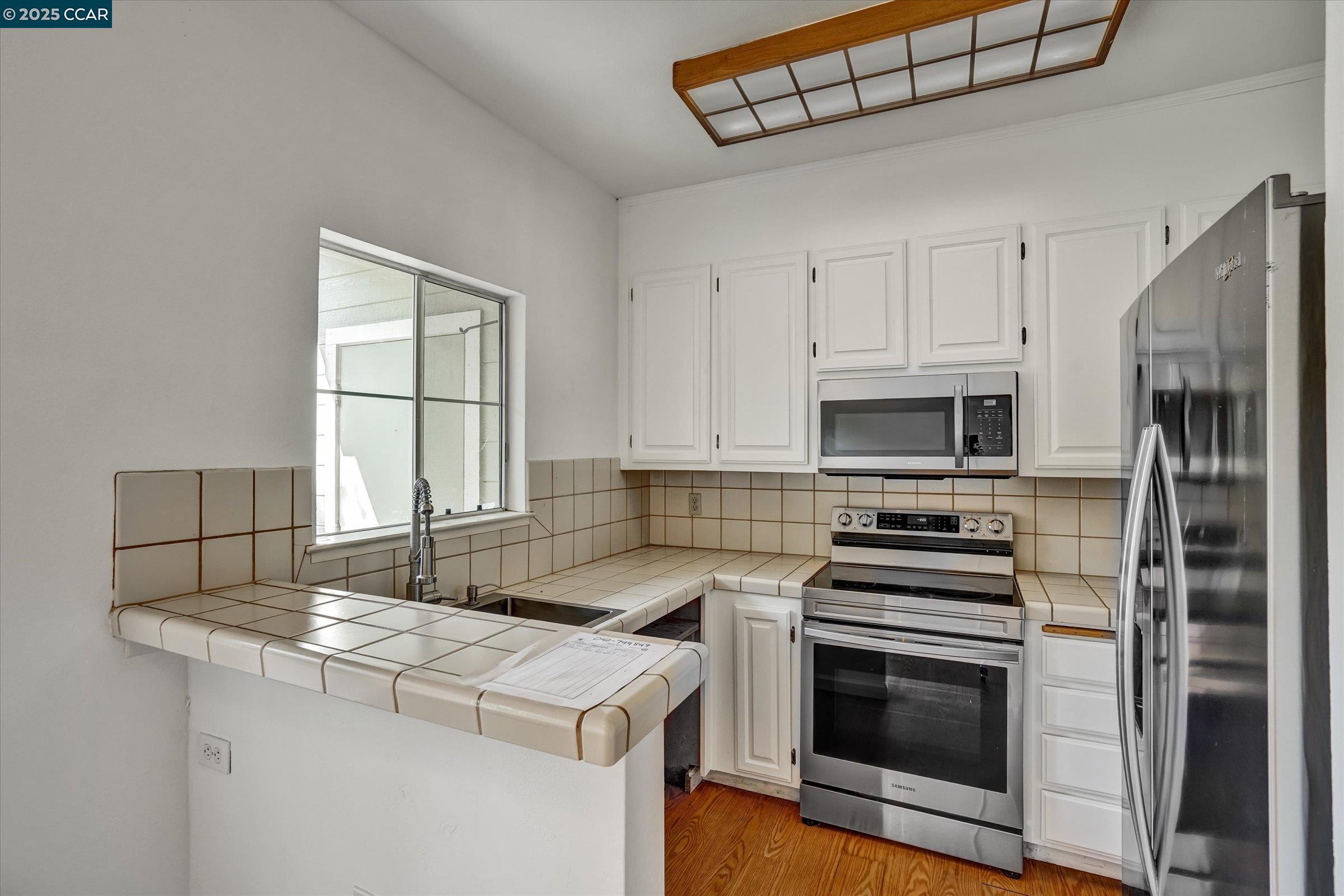Detail Gallery Image 9 of 30 For 735 Buchanan St #114,  Benicia,  CA 94510 - 2 Beds | 2 Baths