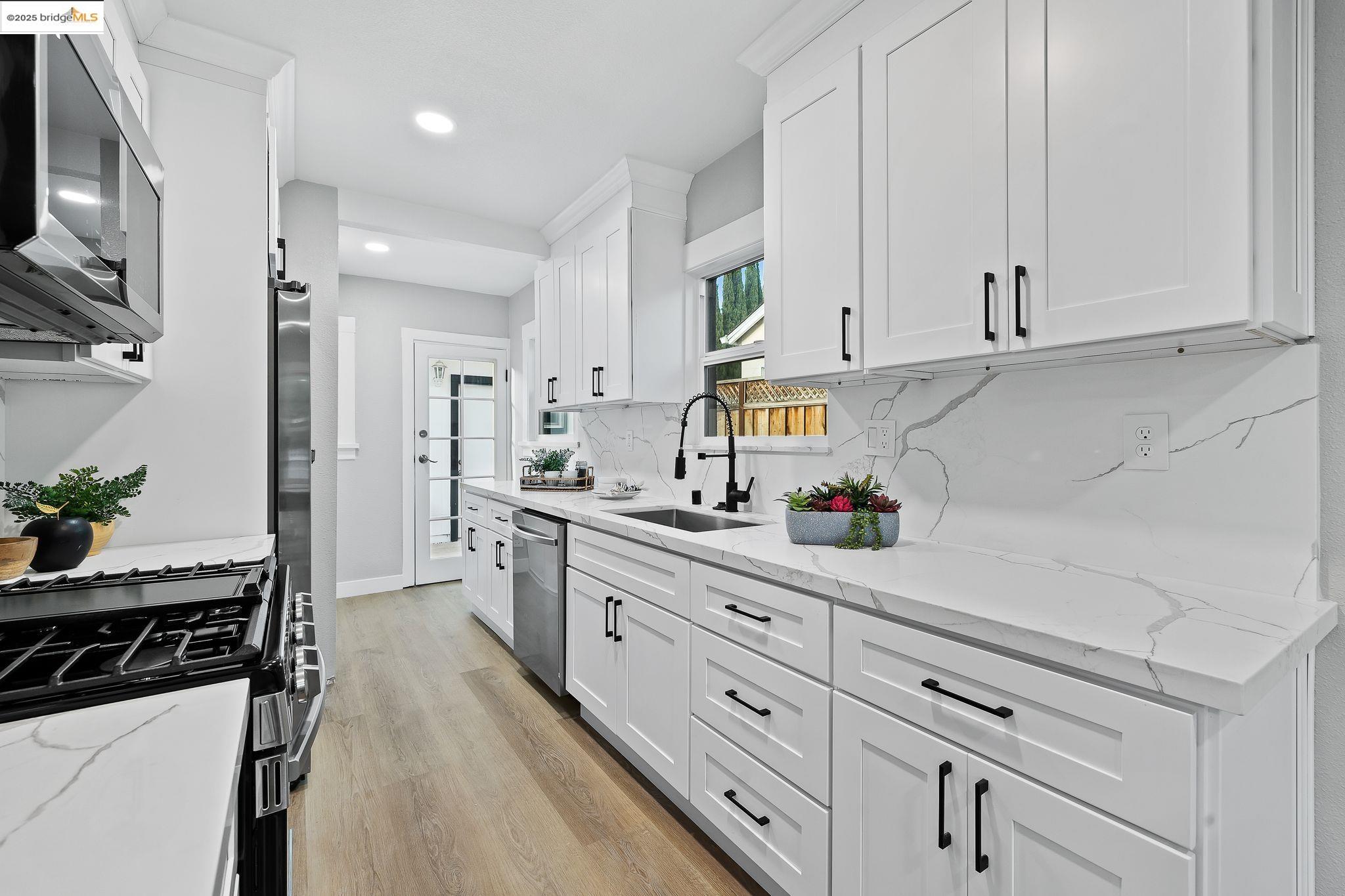 Detail Gallery Image 19 of 60 For 1109 Lincoln Ct, San Jose,  CA 95125 - 2 Beds | 2 Baths