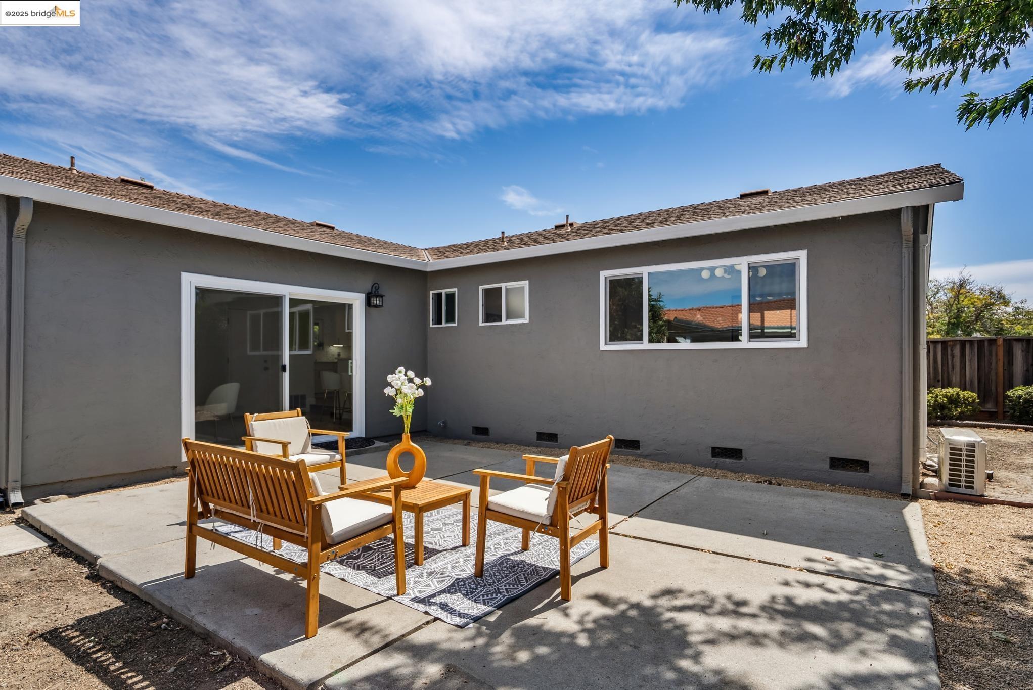Detail Gallery Image 29 of 35 For 2689 Vista Verde Dr, San Jose,  CA 95148 - 3 Beds | 2 Baths