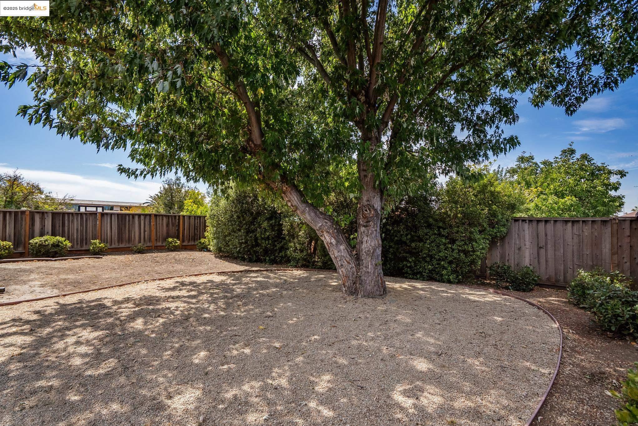 Detail Gallery Image 34 of 35 For 2689 Vista Verde Dr, San Jose,  CA 95148 - 3 Beds | 2 Baths