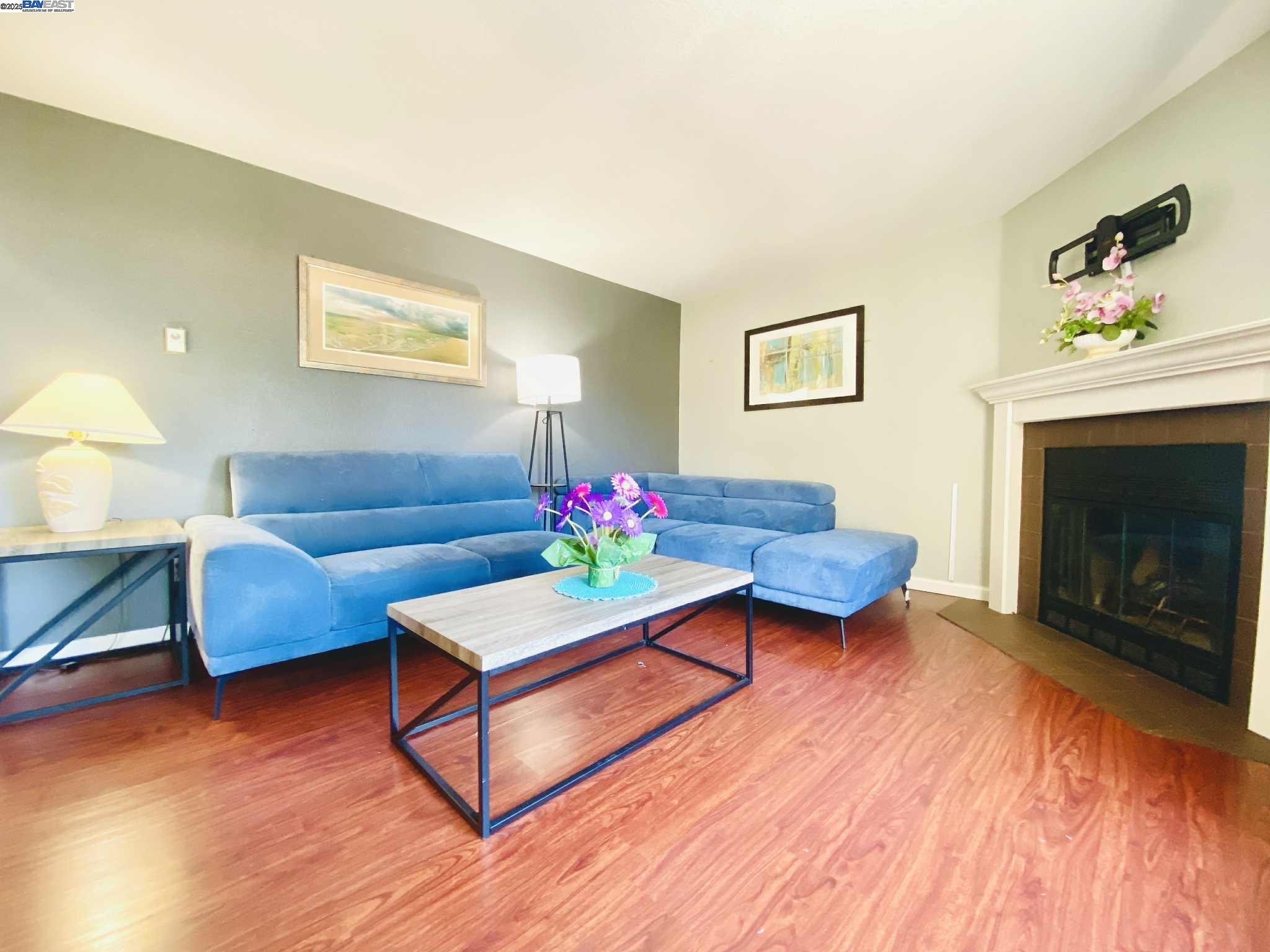 Photo #2: 41112092 Listing 