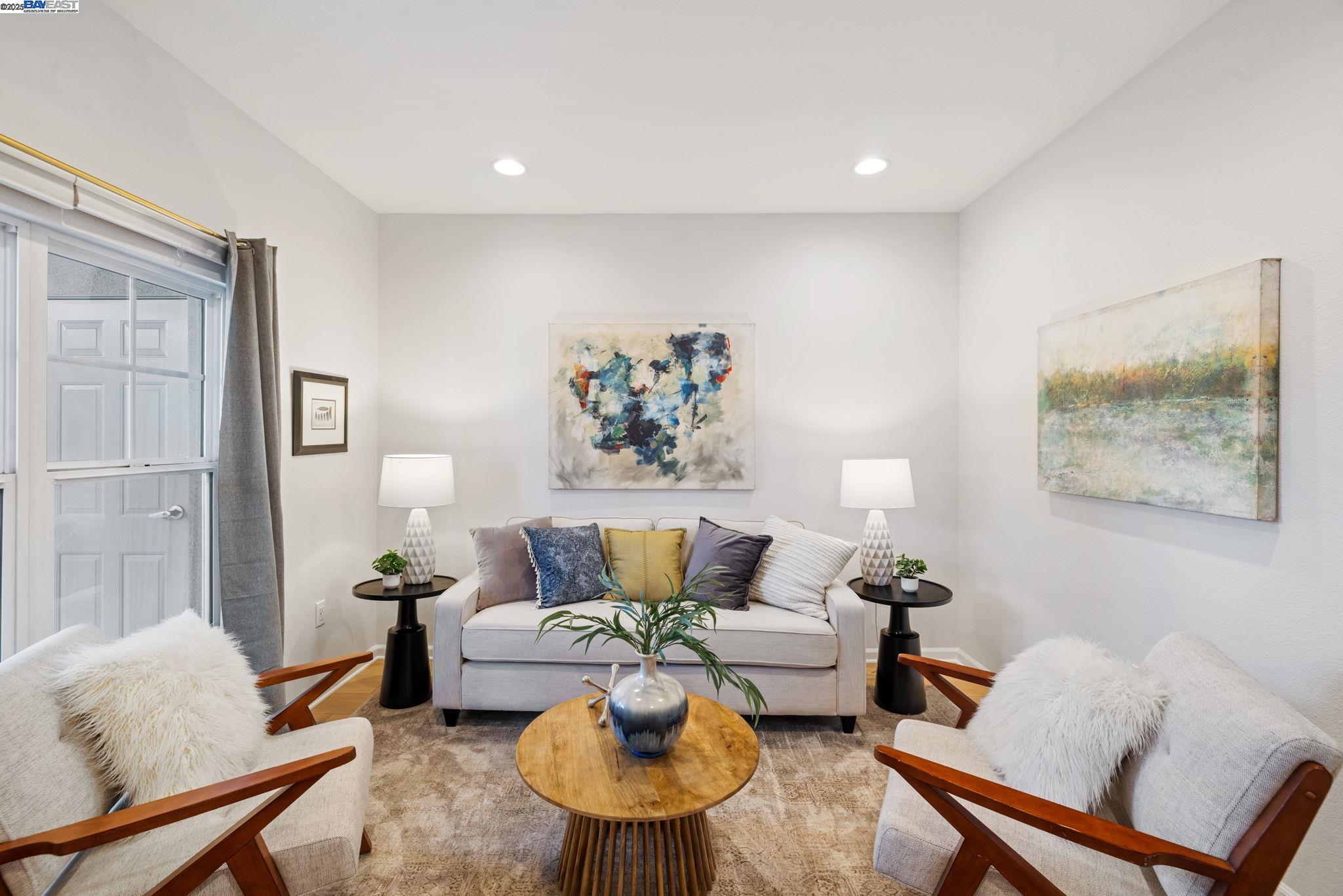 Front Image Thumbnail for BE41112103