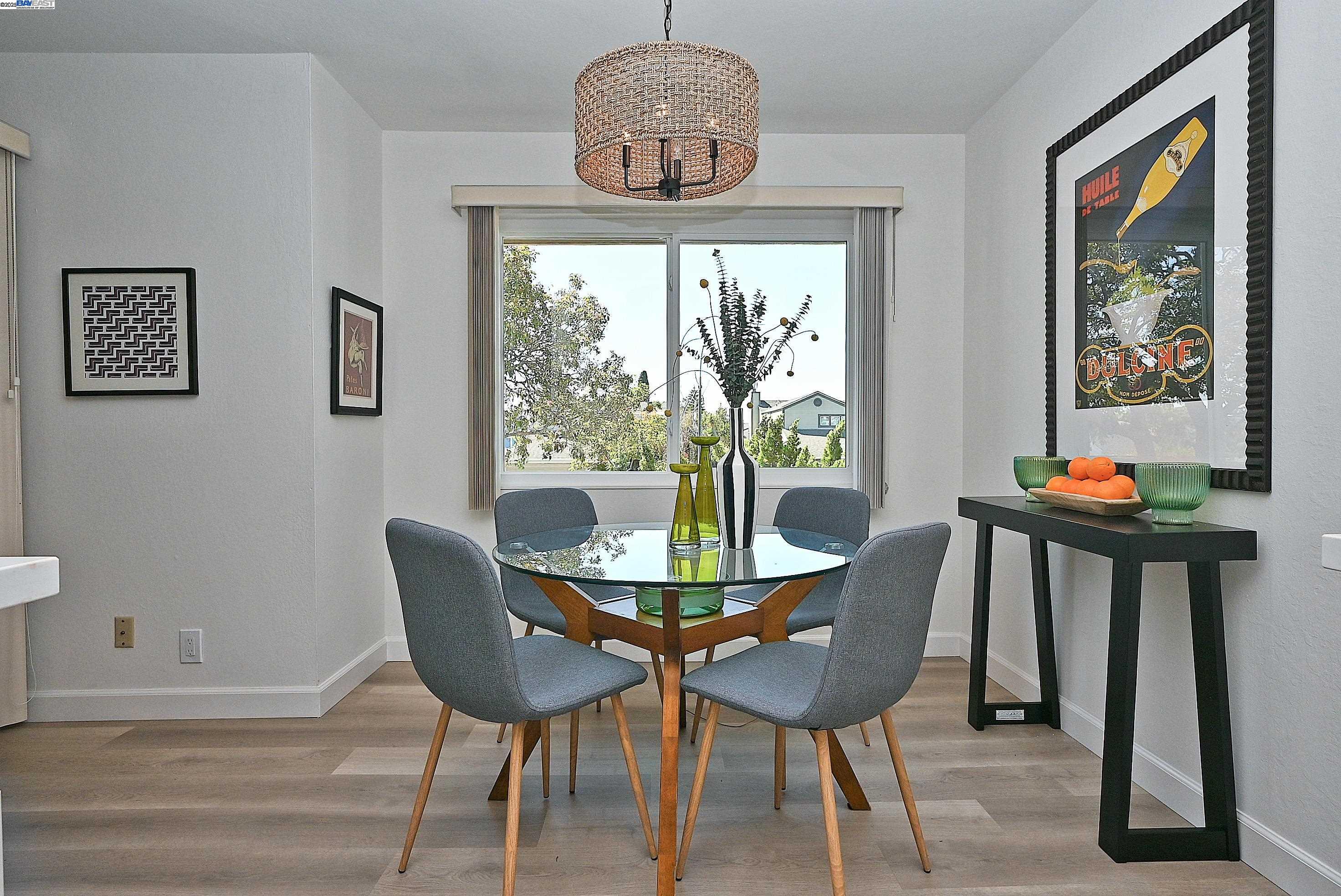Photo #12: 41112105 Listing: Photo #12