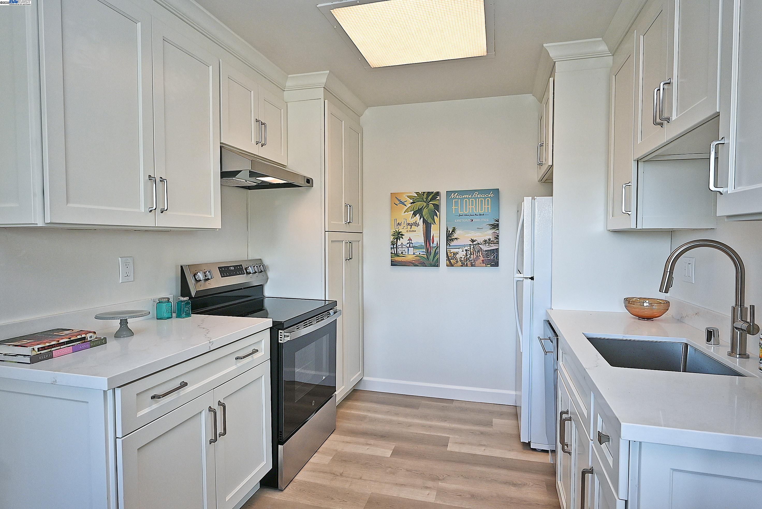 Photo #15: 41112105 Listing: Photo #15