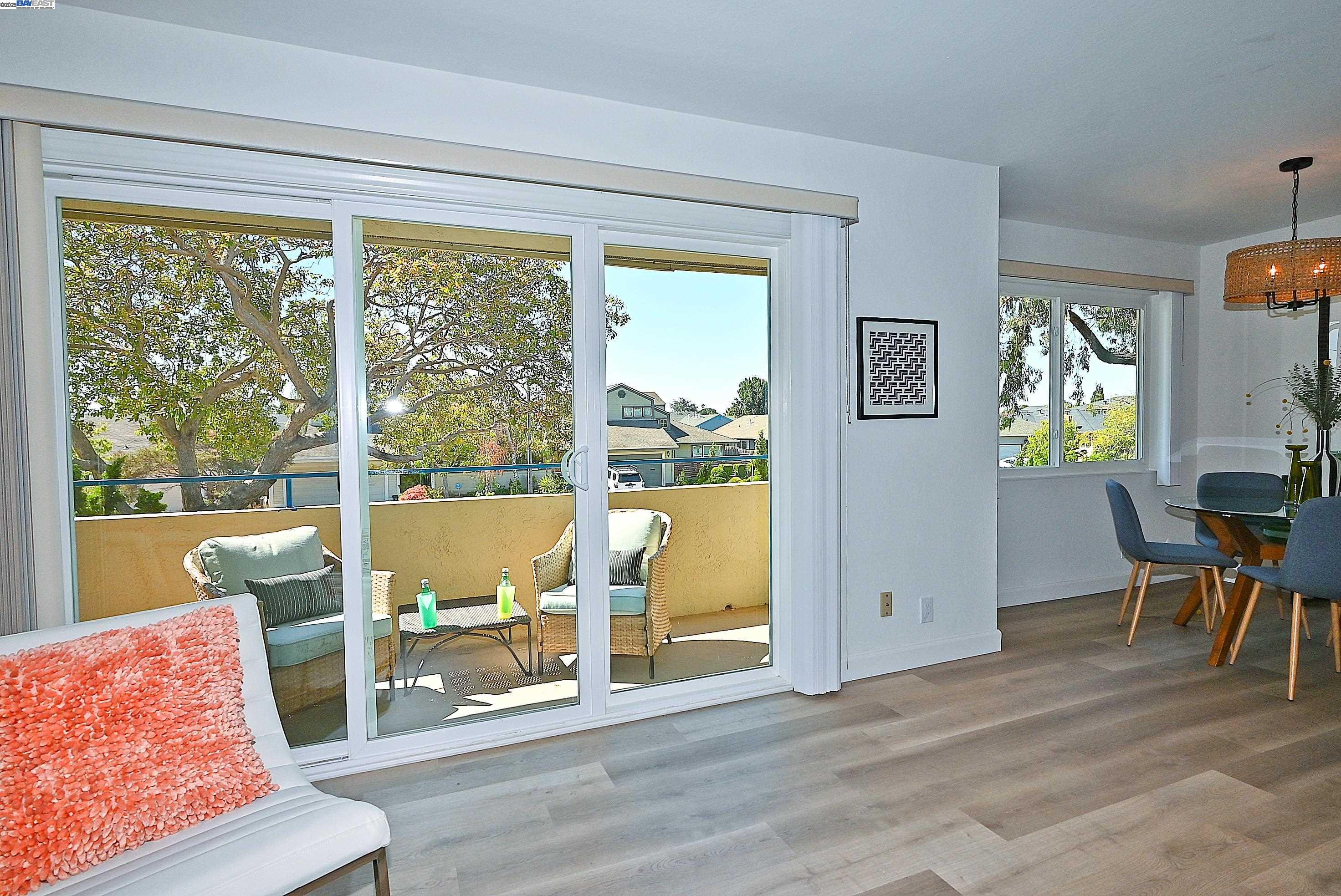 Photo #7: 41112105 Listing: Photo #7